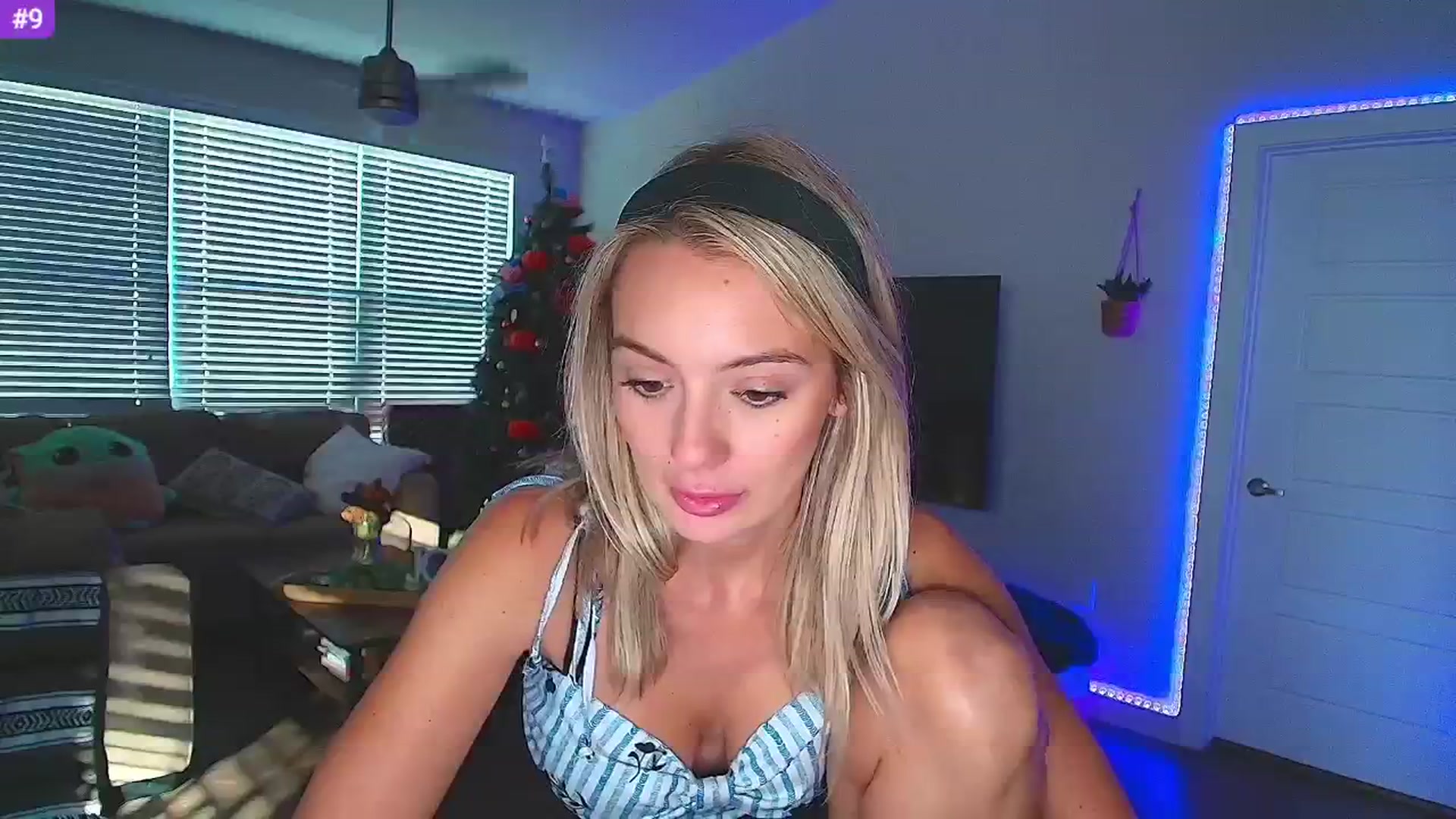 Gallery image thumbnail from Sammy_gray's myfreecams stream on, 10/05/2024, 23:49 image 20 of 20