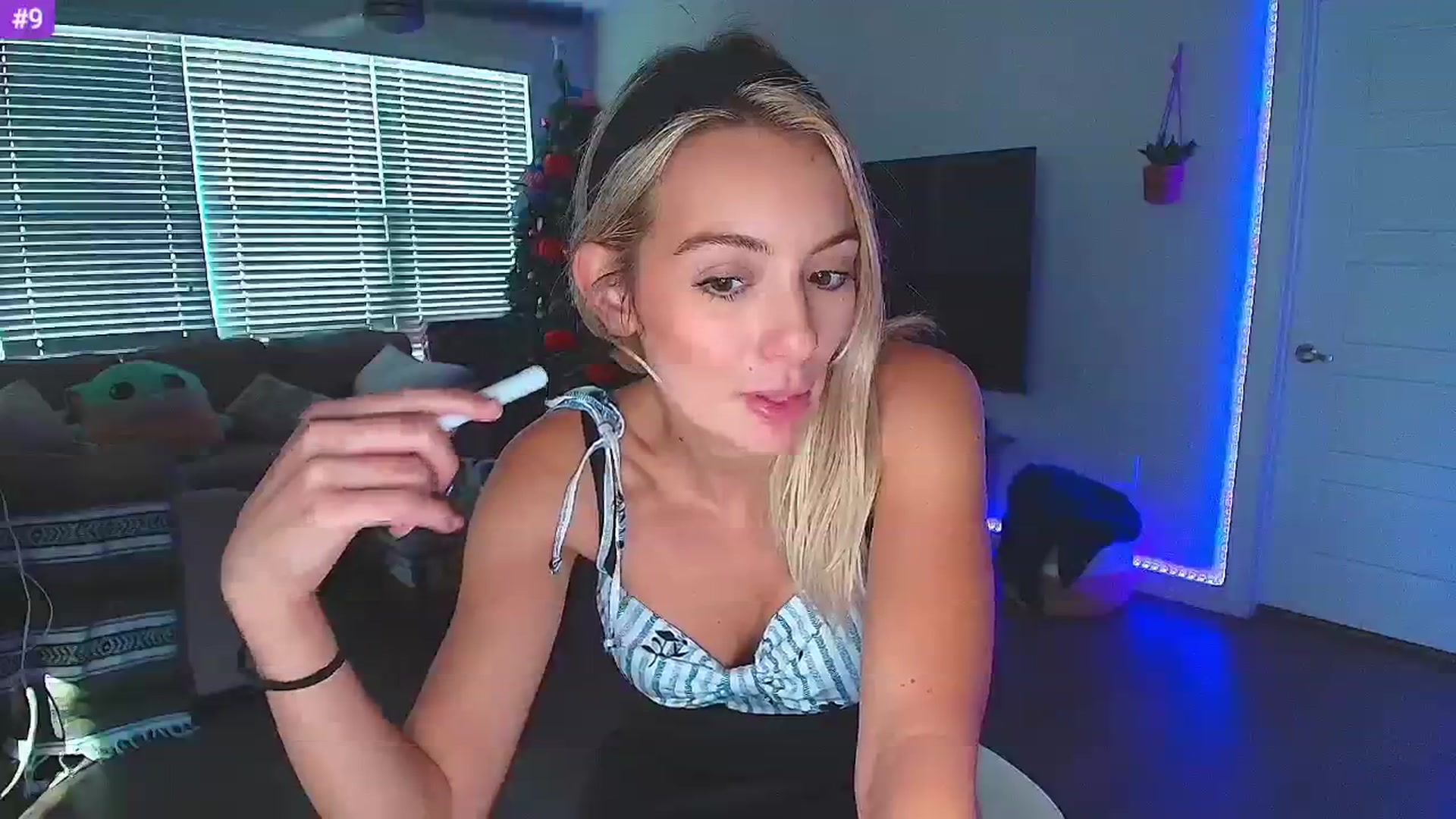 Gallery image thumbnail from Sammy_gray's myfreecams stream on, 10/05/2024, 23:49 image 5 of 20