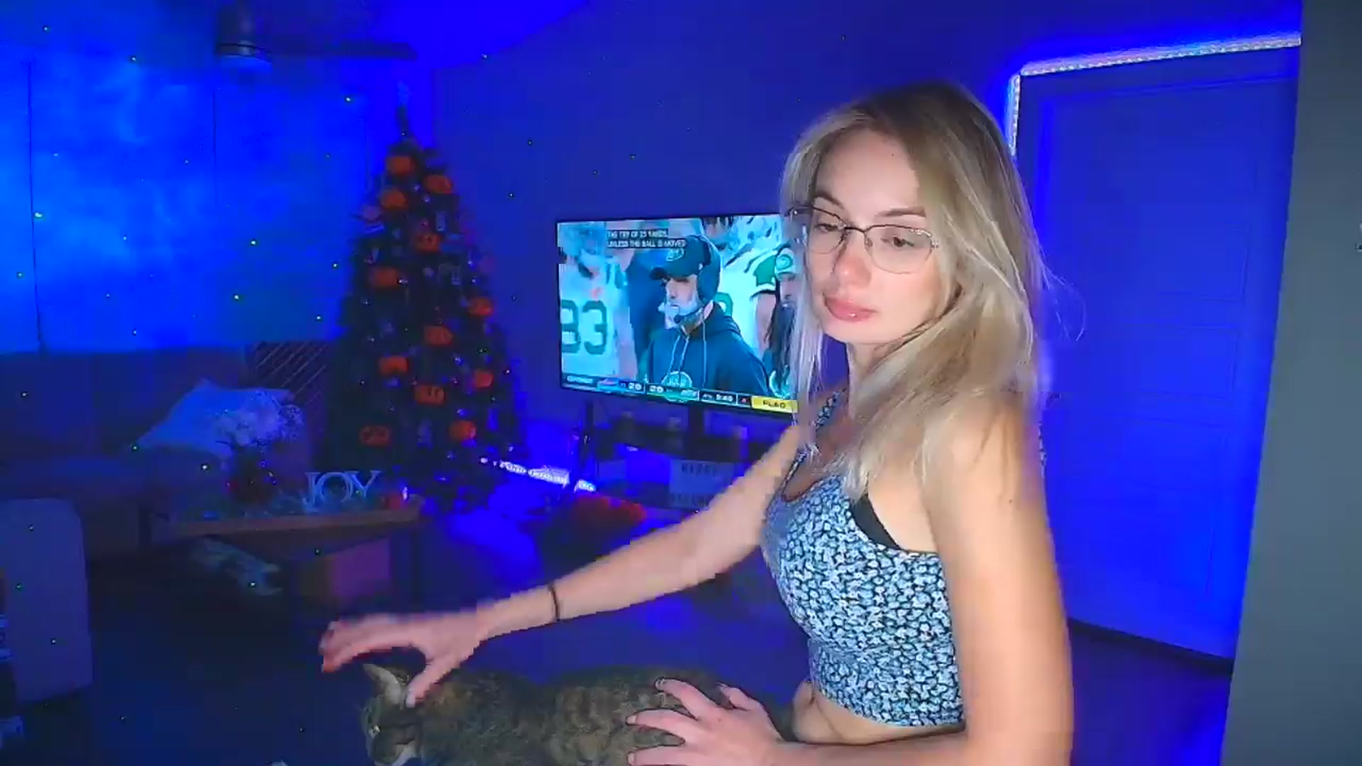 Gallery image thumbnail from Sammy_gray's myfreecams stream on, 10/15/2024, 03:12 image 13 of 20