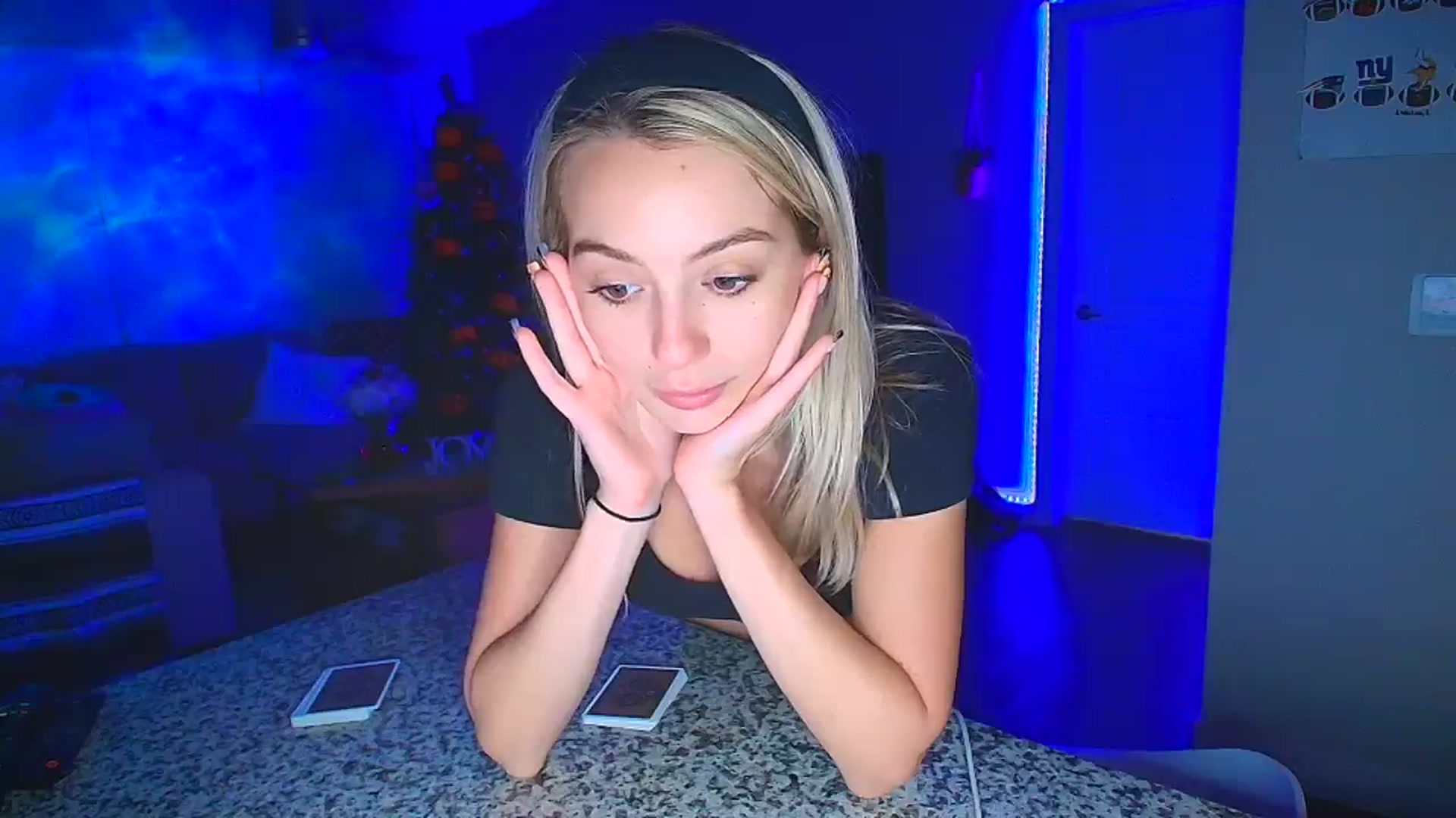 Gallery image thumbnail from Sammy_gray's myfreecams stream on, 10/18/2024, 06:51 image 7 of 20