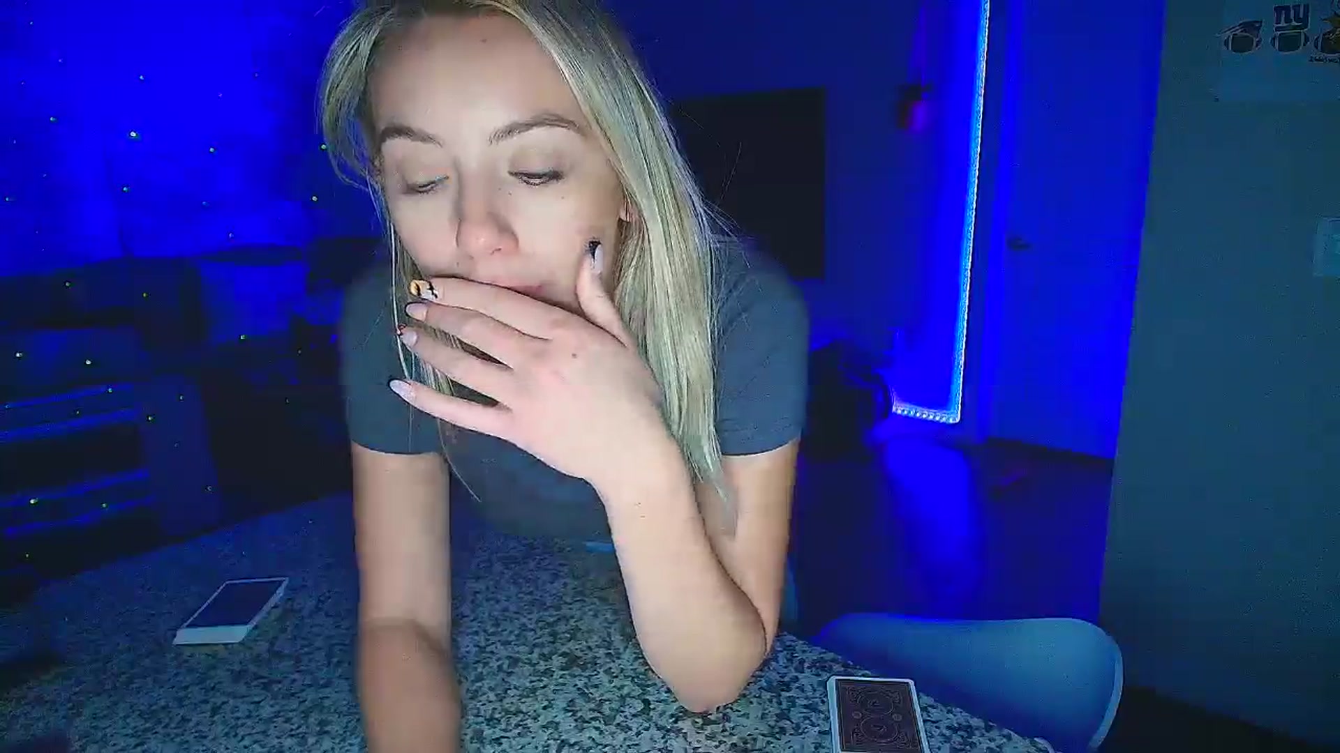 Gallery image thumbnail from Sammy_gray's myfreecams stream on, 10/20/2024, 01:50 image 18 of 20