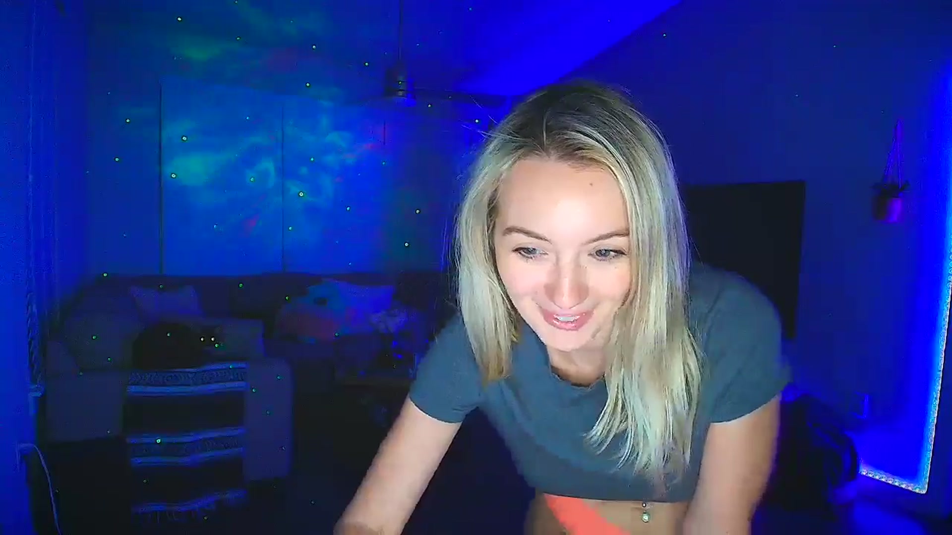 Gallery image thumbnail from Sammy_gray's myfreecams stream on, 10/20/2024, 05:52 image 15 of 20