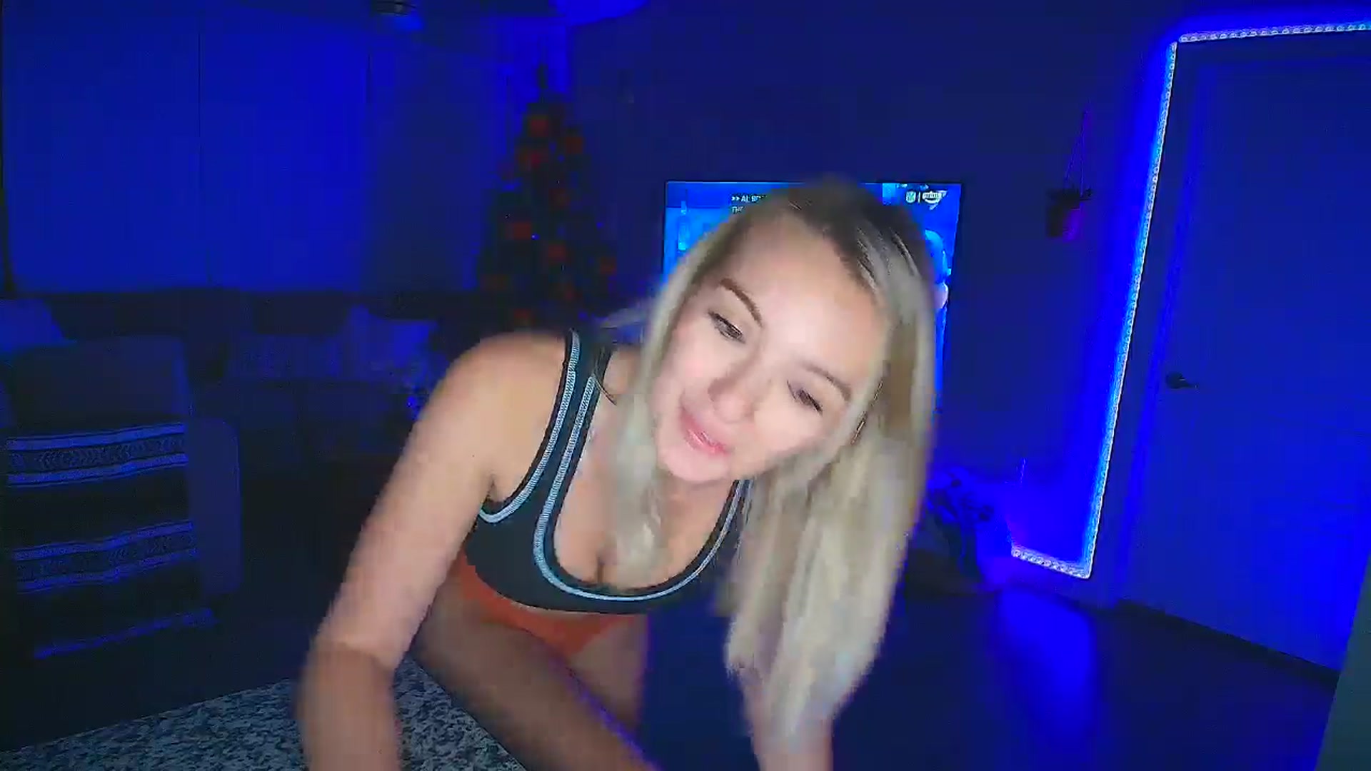 Gallery image thumbnail from Sammy_gray's myfreecams stream on, 10/25/2024, 02:22 image 18 of 20