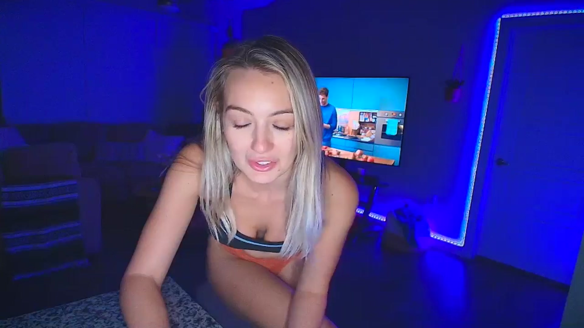 Gallery image thumbnail from Sammy_gray's myfreecams stream on, 10/25/2024, 03:16 image 2 of 20