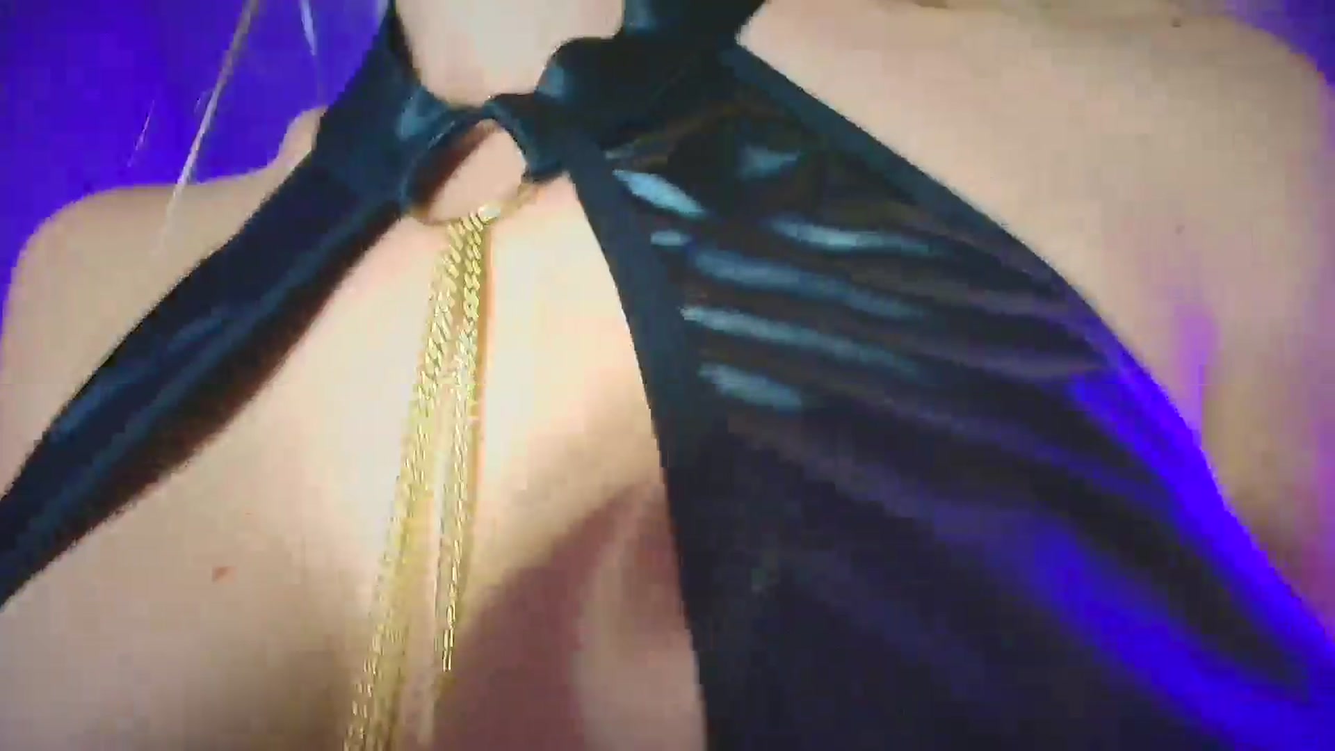 Gallery image thumbnail from Sammy_gray's myfreecams stream on, 10/25/2024, 07:25 image 18 of 20