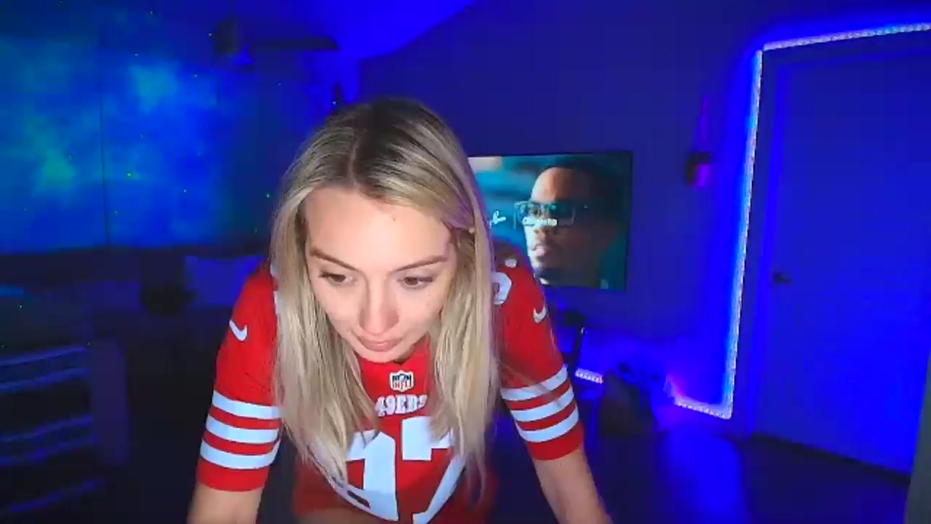 Gallery image thumbnail from Sammy_gray's myfreecams stream on, 10/28/2024, 03:32 image 12 of 20