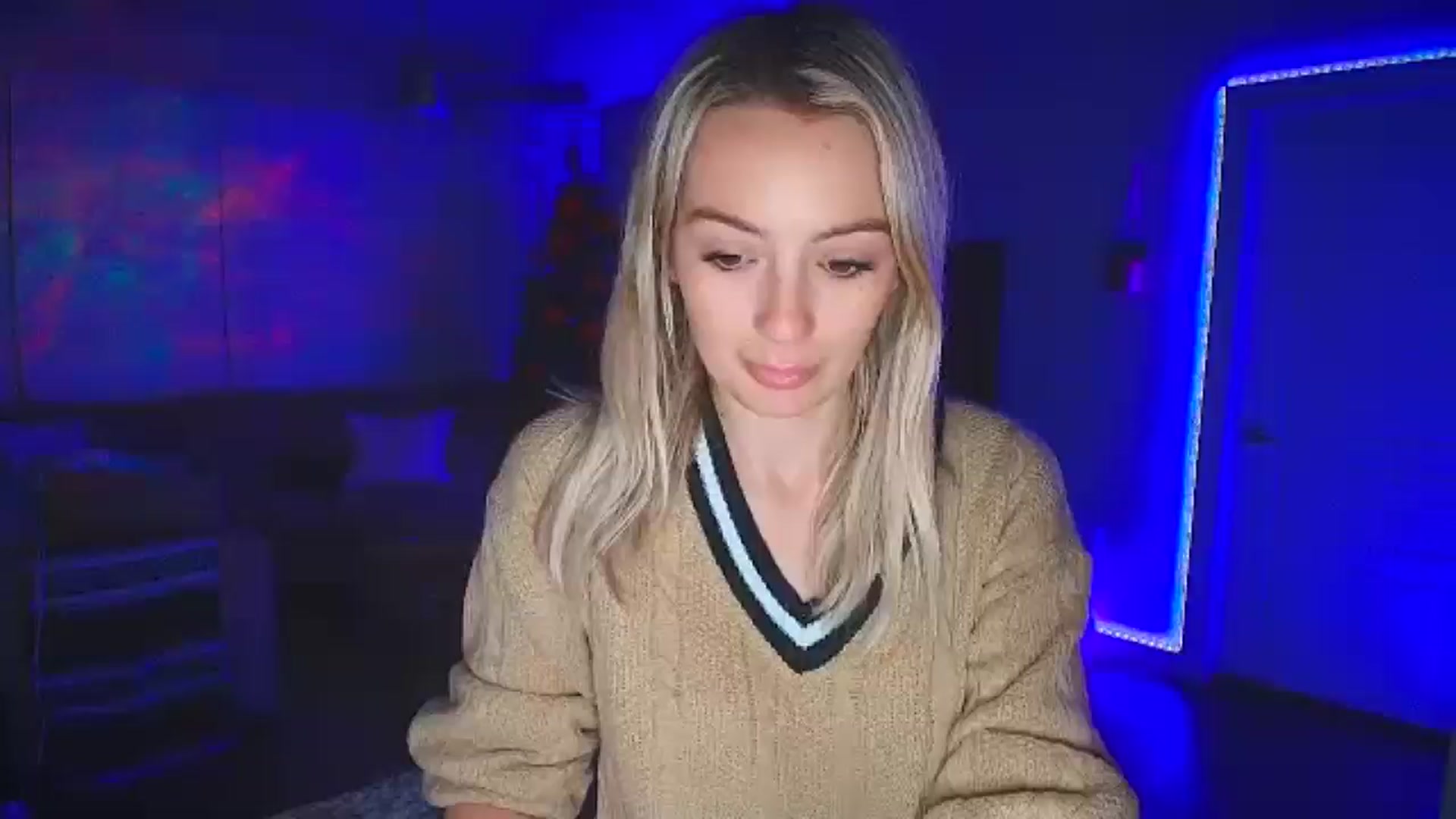 Gallery image thumbnail from Sammy_gray's myfreecams stream on, 10/30/2024, 02:19 image 8 of 20