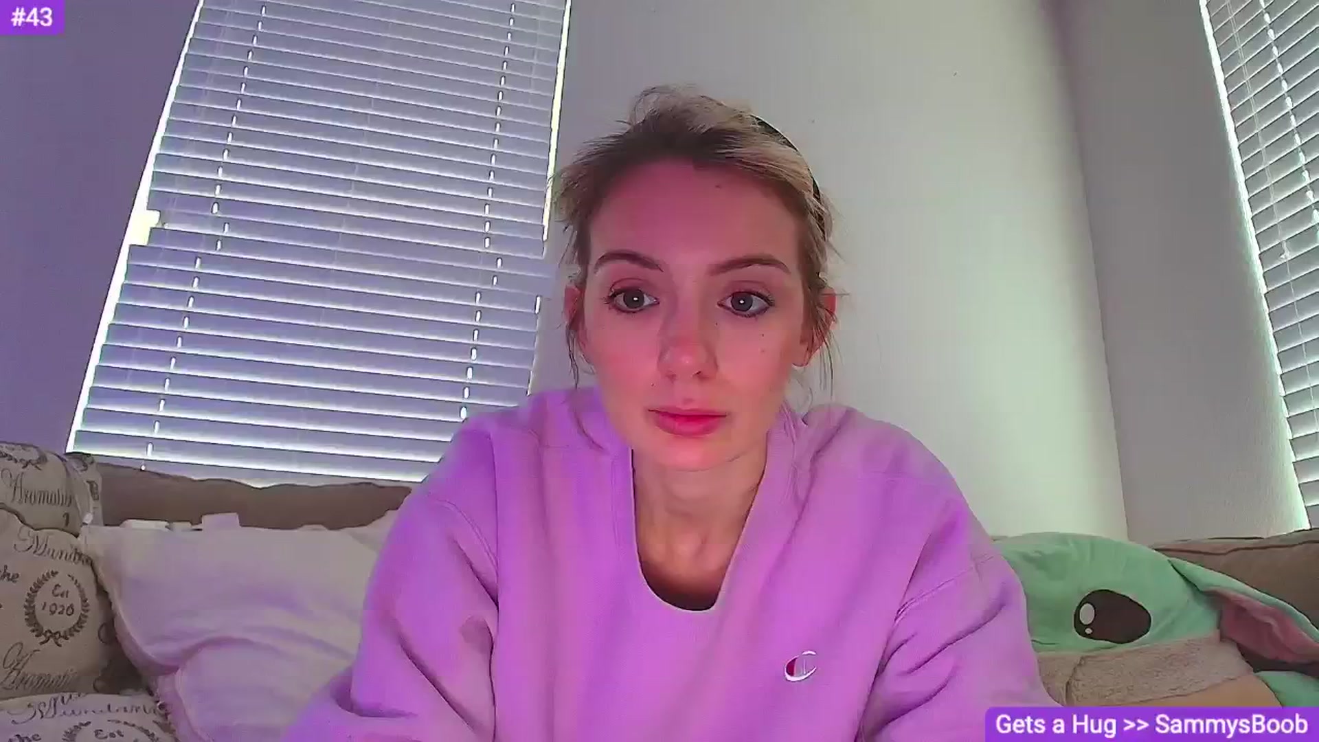Gallery image thumbnail from Sammy_gray's myfreecams stream on, 11/03/2024, 23:38 image 10 of 20