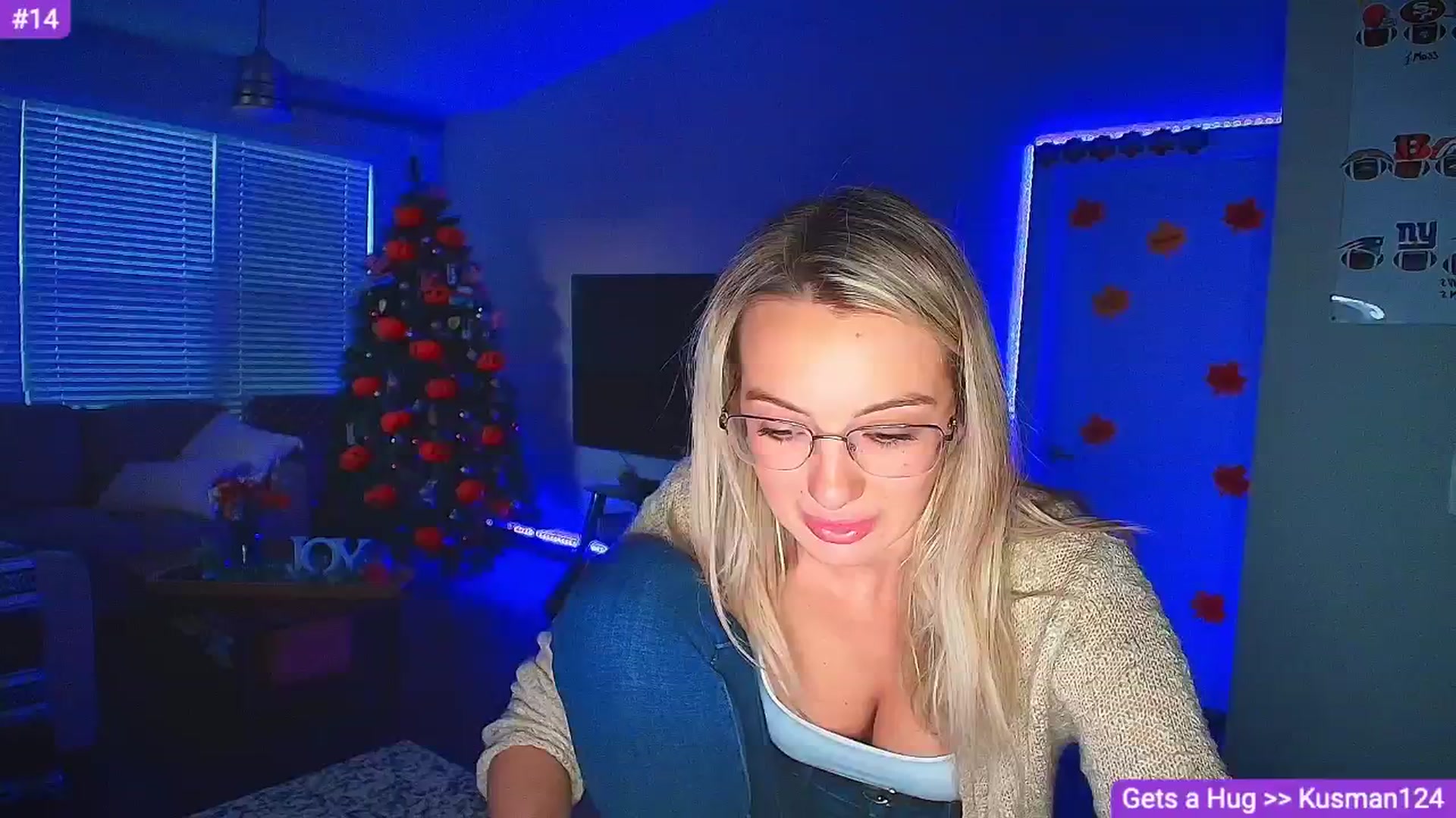 Gallery image thumbnail from Sammy_gray's myfreecams stream on, 11/12/2024, 24:36 image 15 of 20