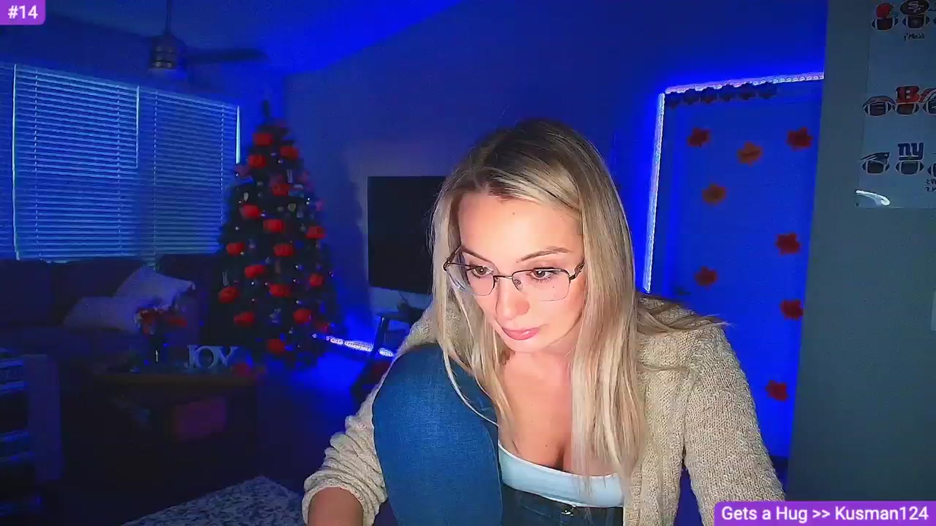 Gallery image thumbnail from Sammy_gray's myfreecams stream on, 11/12/2024, 24:36 image 16 of 20