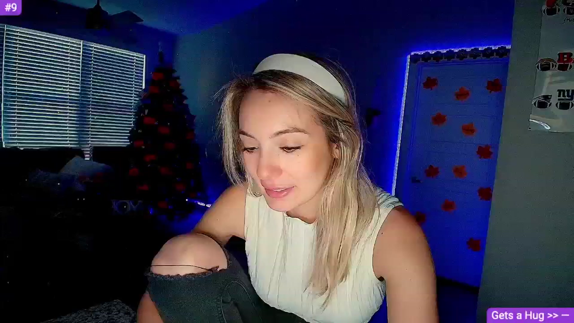 Gallery image thumbnail from Sammy_gray's myfreecams stream on, 11/15/2024, 24:01 image 3 of 20