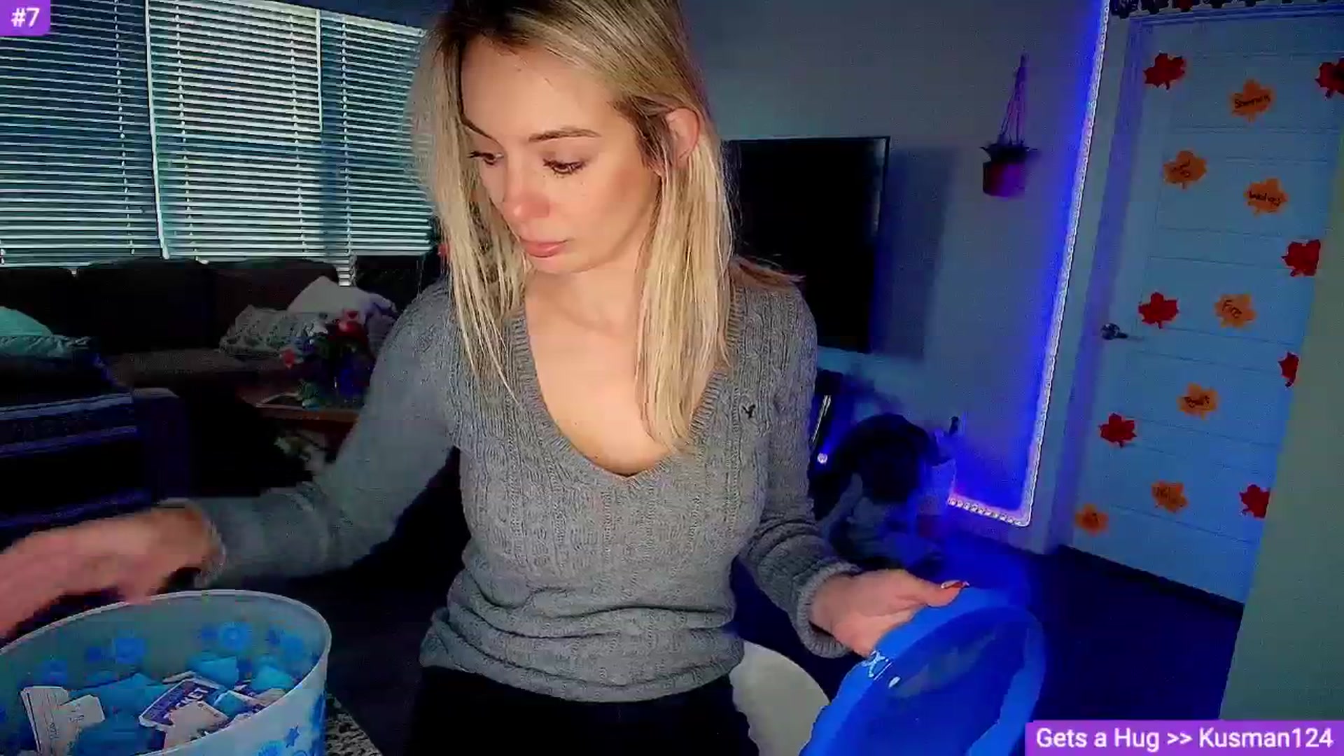 Gallery image thumbnail from Sammy_gray's myfreecams stream on, 11/17/2024, 01:34 image 13 of 20