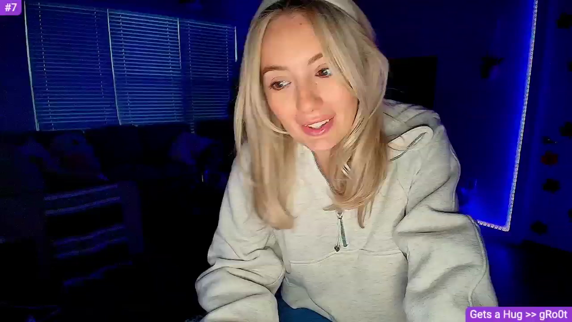 Gallery image thumbnail from Sammy_gray's myfreecams stream on, 11/22/2024, 01:42 image 11 of 20