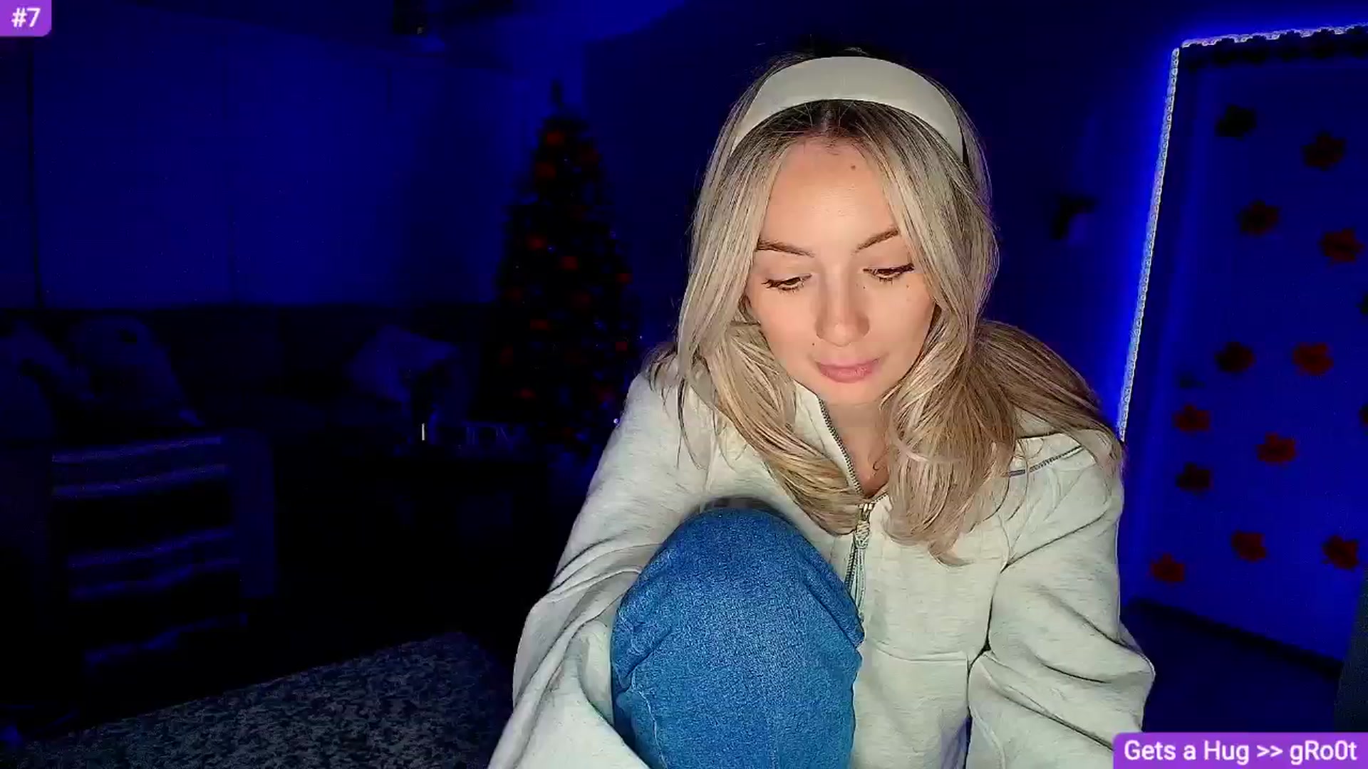 Gallery image thumbnail from Sammy_gray's myfreecams stream on, 11/22/2024, 01:42 image 18 of 20