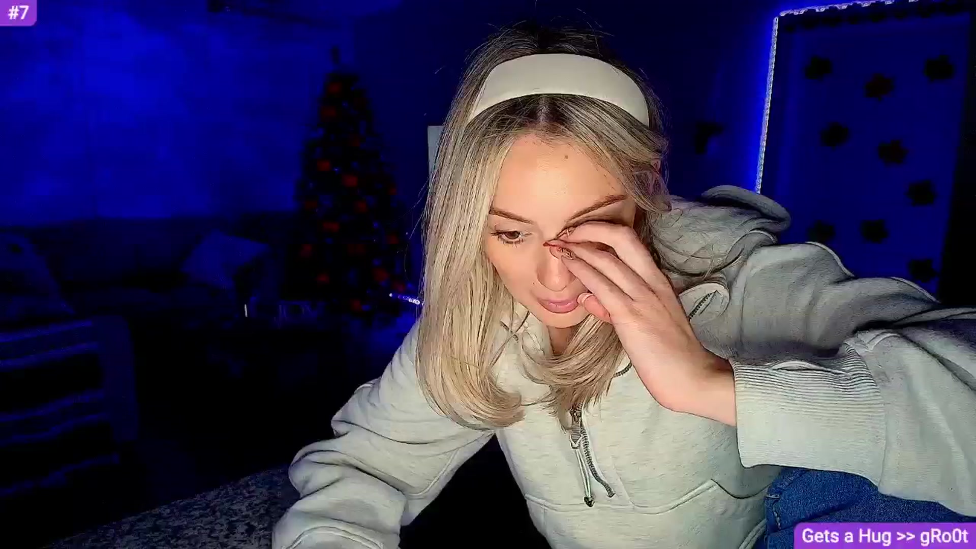 Gallery image thumbnail from Sammy_gray's myfreecams stream on, 11/22/2024, 01:56 image 19 of 20