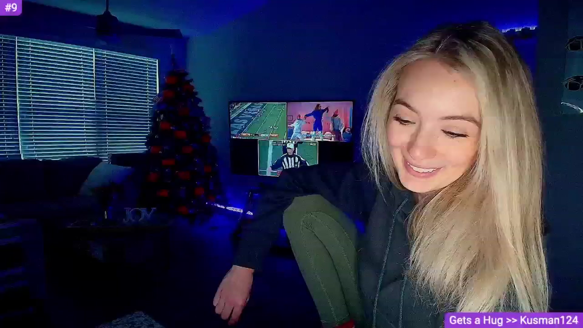 Gallery image thumbnail from Sammy_gray's myfreecams stream on, 11/25/2024, 24:50 image 9 of 20