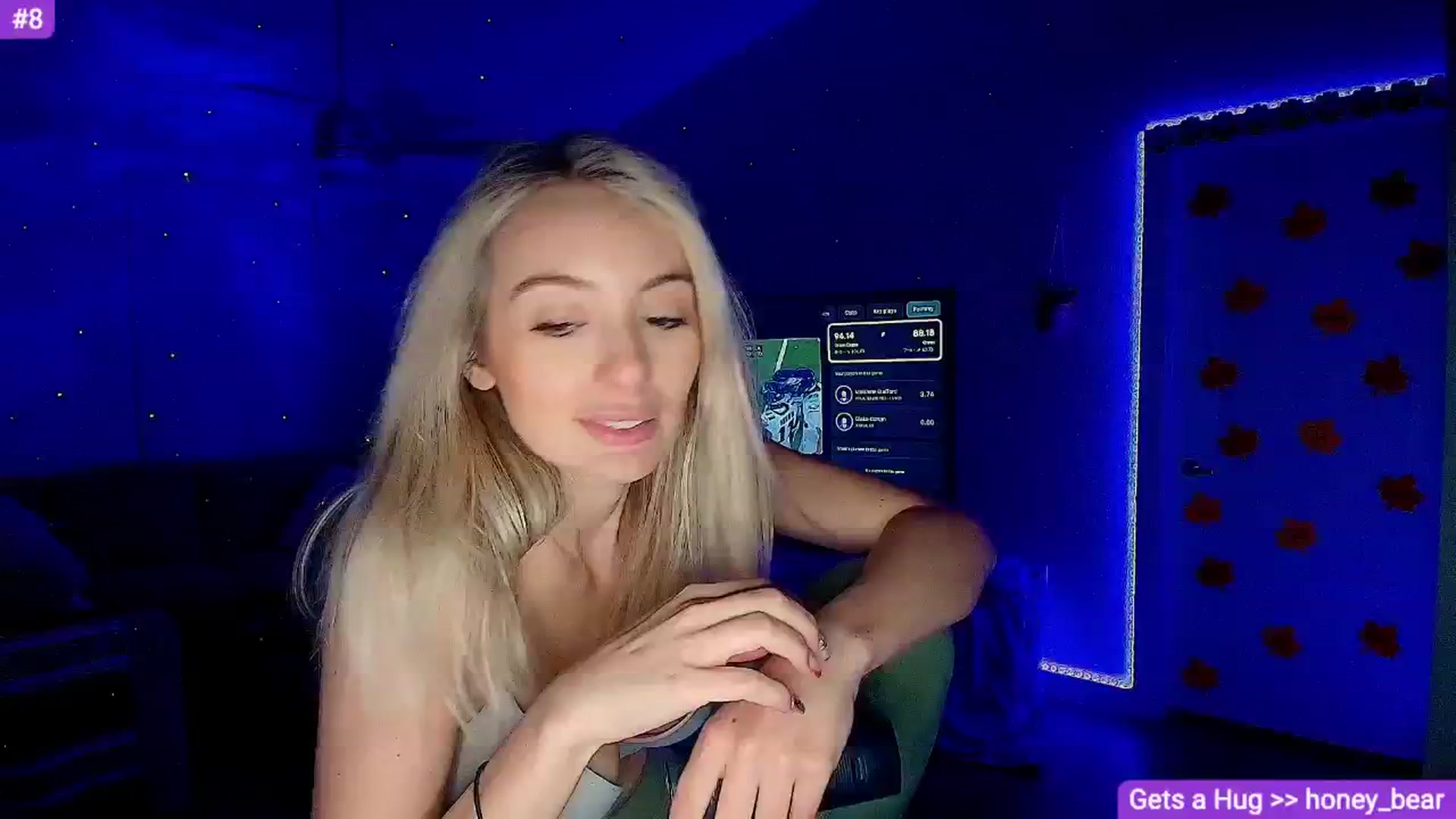 Gallery image thumbnail from Sammy_gray's myfreecams stream on, 11/25/2024, 03:13 image 10 of 20