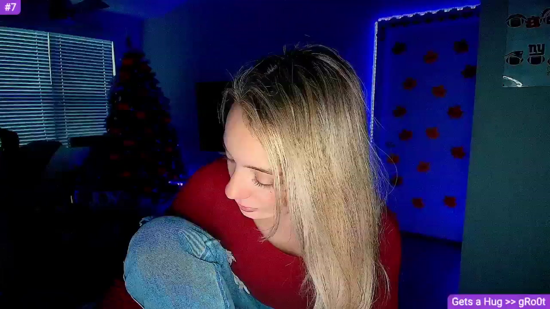 Gallery image thumbnail from Sammy_gray's myfreecams stream on, 11/27/2024, 24:21 image 8 of 20