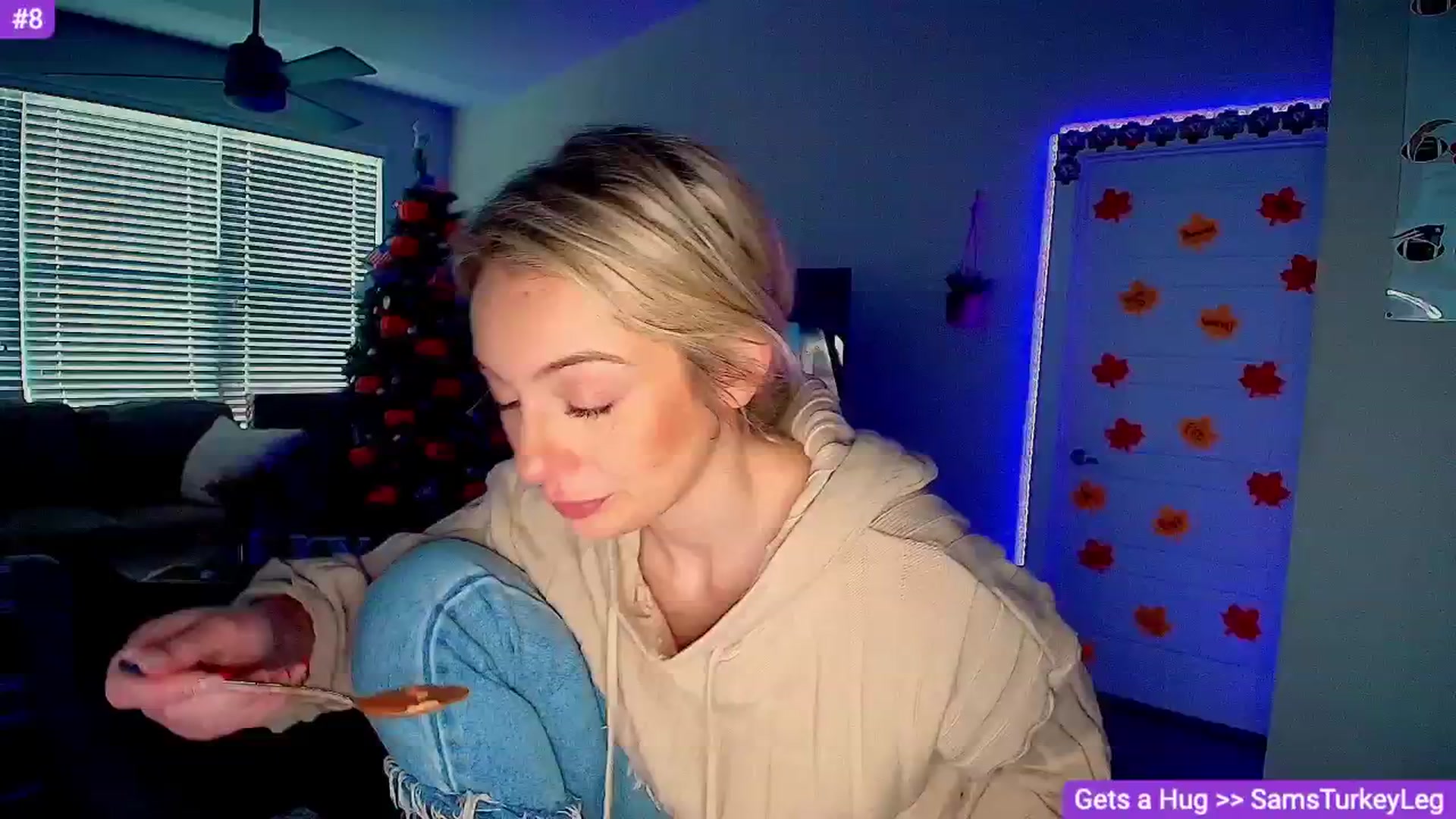 Gallery image thumbnail from Sammy_gray's myfreecams stream on, 11/28/2024, 20:47 image 7 of 20