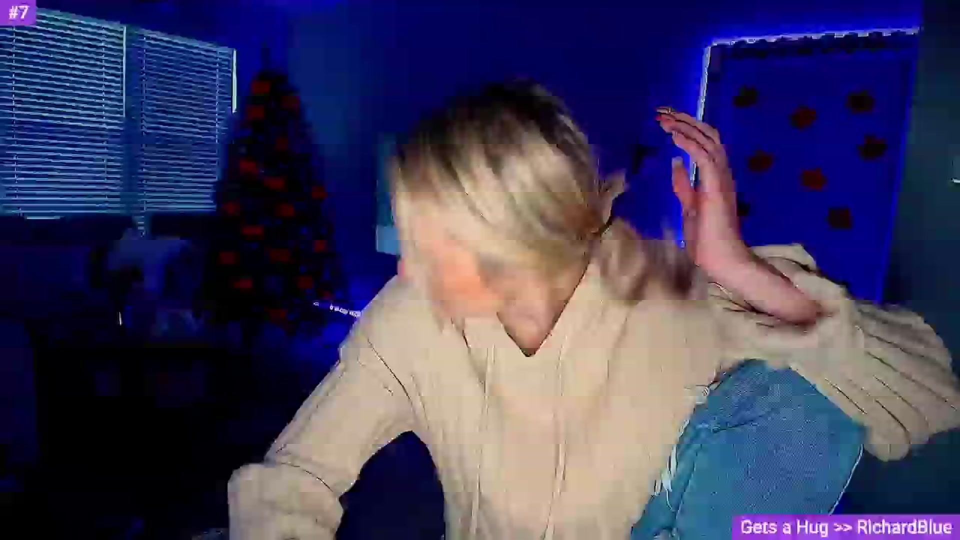 Gallery image thumbnail from Sammy_gray's myfreecams stream on, 11/29/2024, 24:04 image 16 of 20
