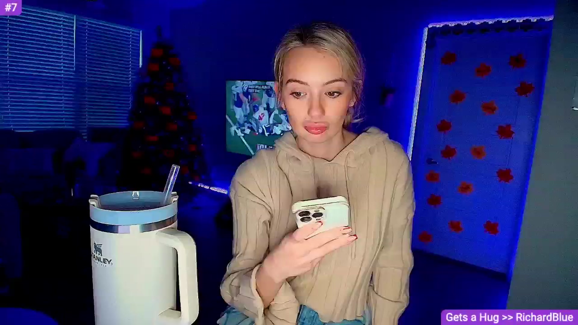 Gallery image thumbnail from Sammy_gray's myfreecams stream on, 11/29/2024, 01:39 image 2 of 20