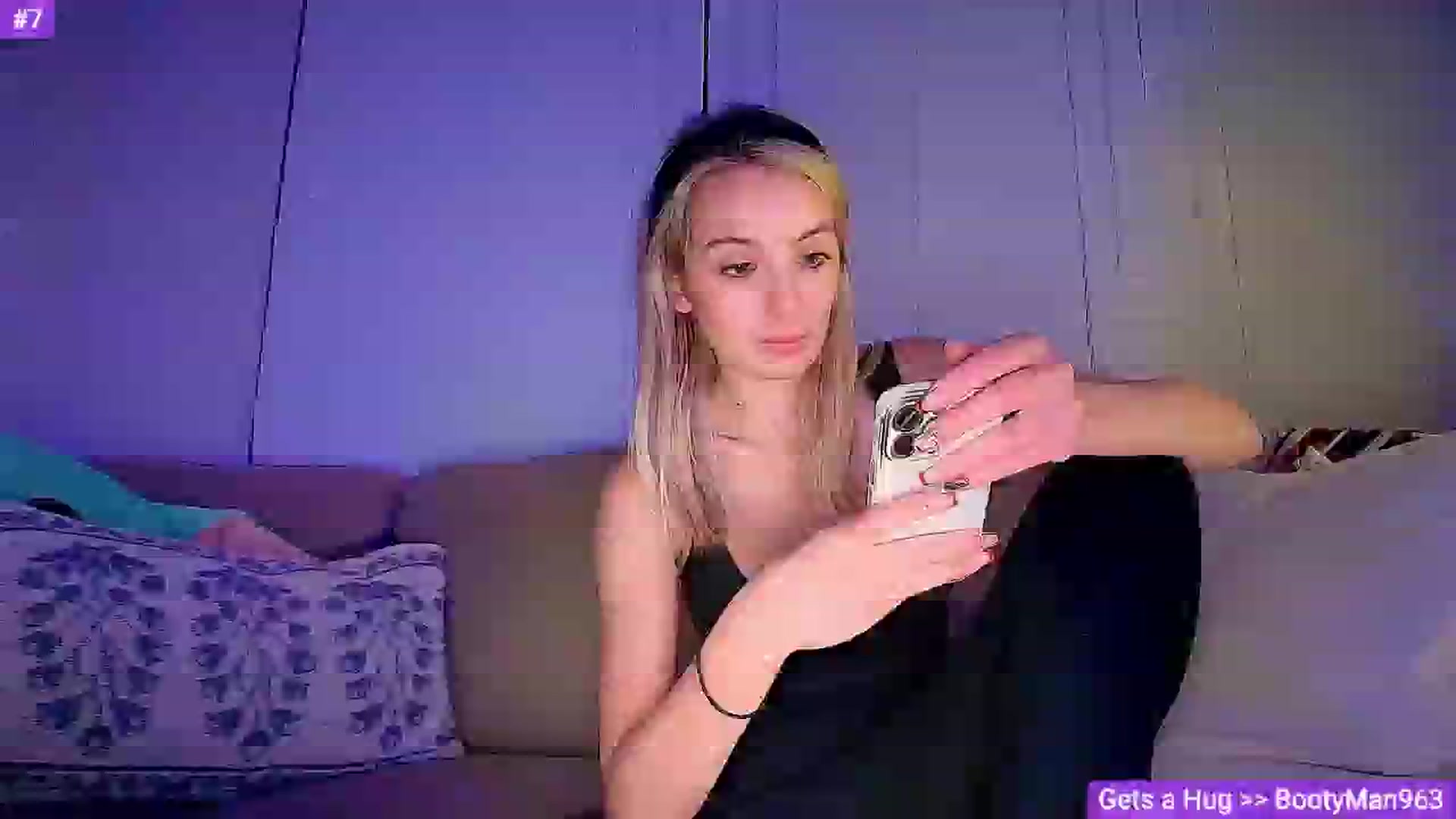Gallery image thumbnail from Sammy_gray's myfreecams stream on, 11/30/2024, 05:55 image 10 of 20