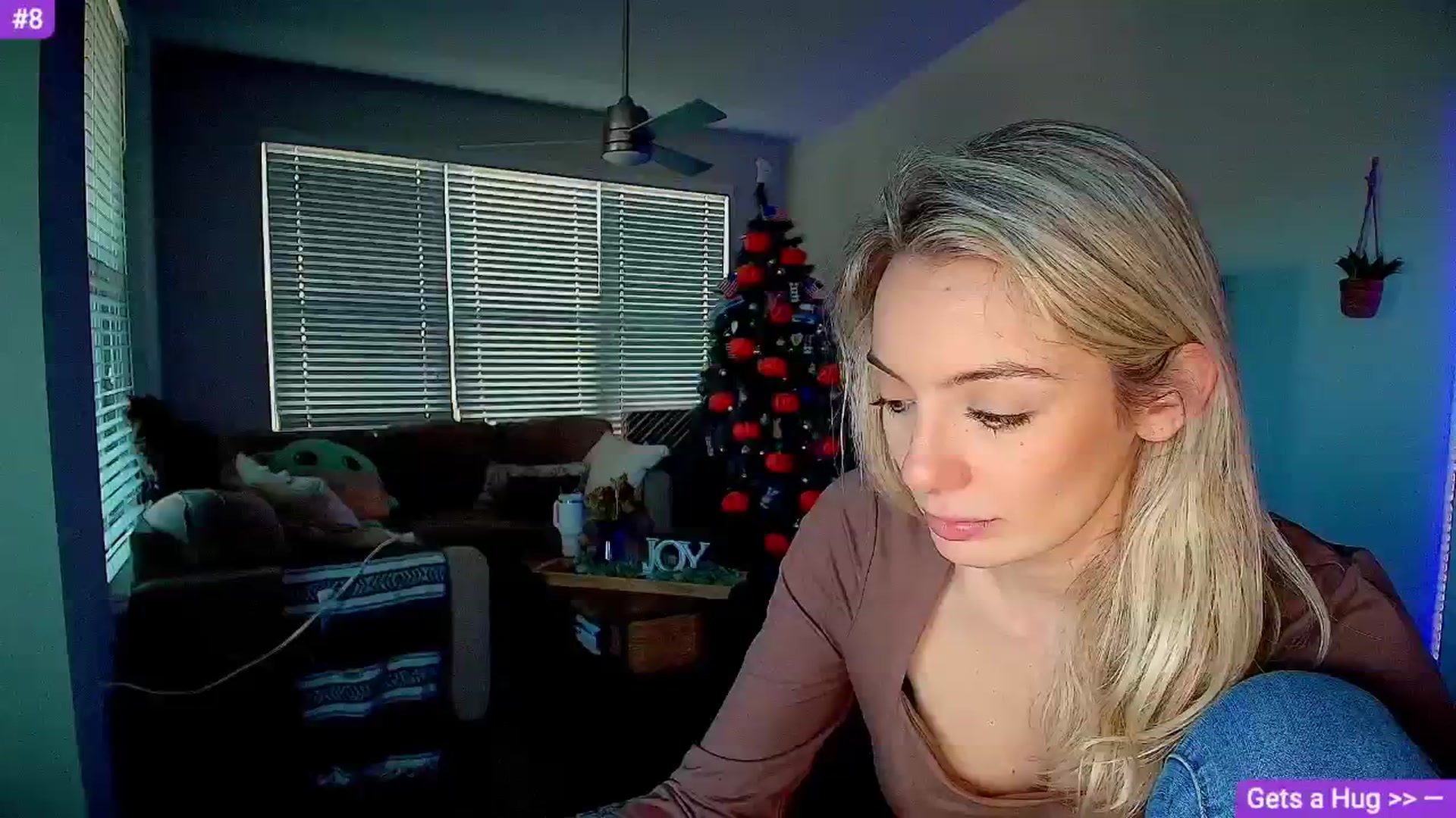 Gallery image thumbnail from Sammy_gray's myfreecams stream on, 12/01/2024, 24:03 image 1 of 20