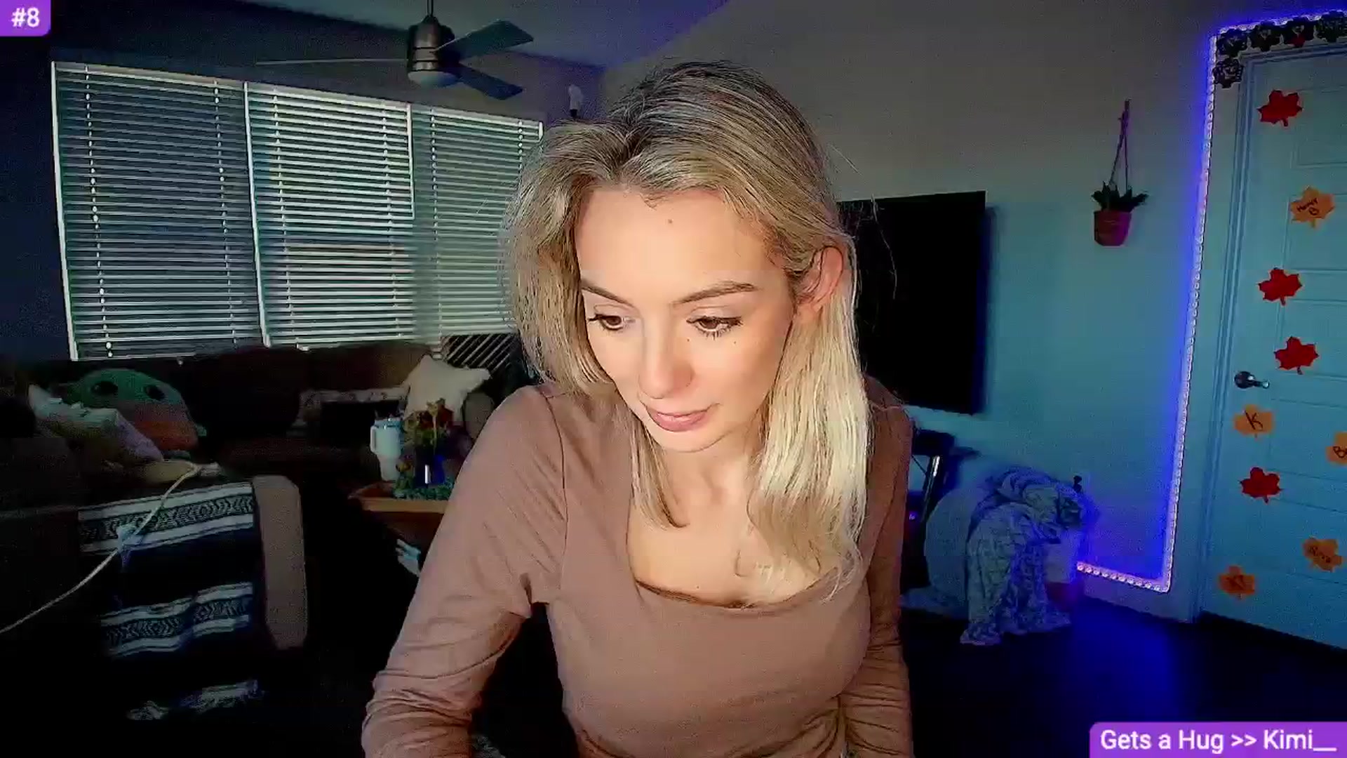 Gallery image thumbnail from Sammy_gray's myfreecams stream on, 12/01/2024, 24:03 image 13 of 20