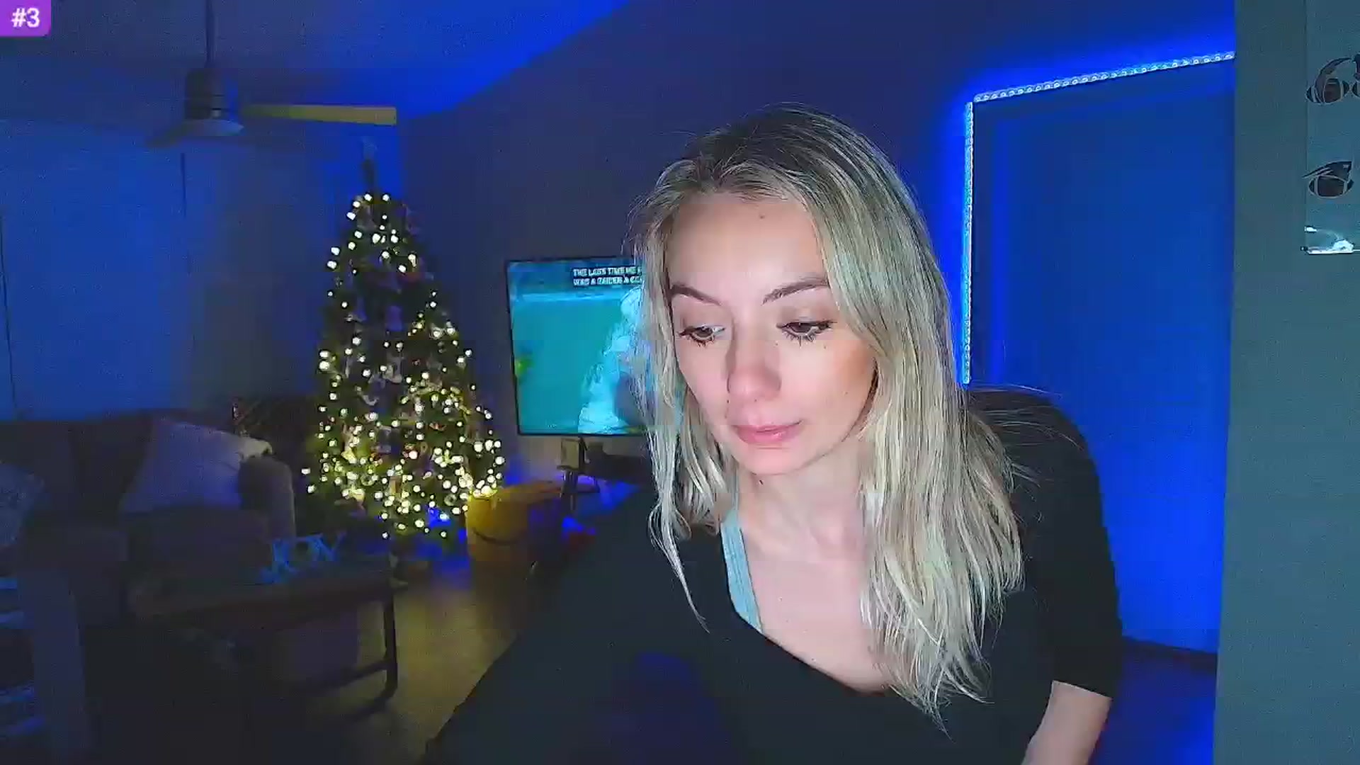 Gallery image thumbnail from Sammy_gray's myfreecams stream on, 12/16/2024, 03:19 image 1 of 20