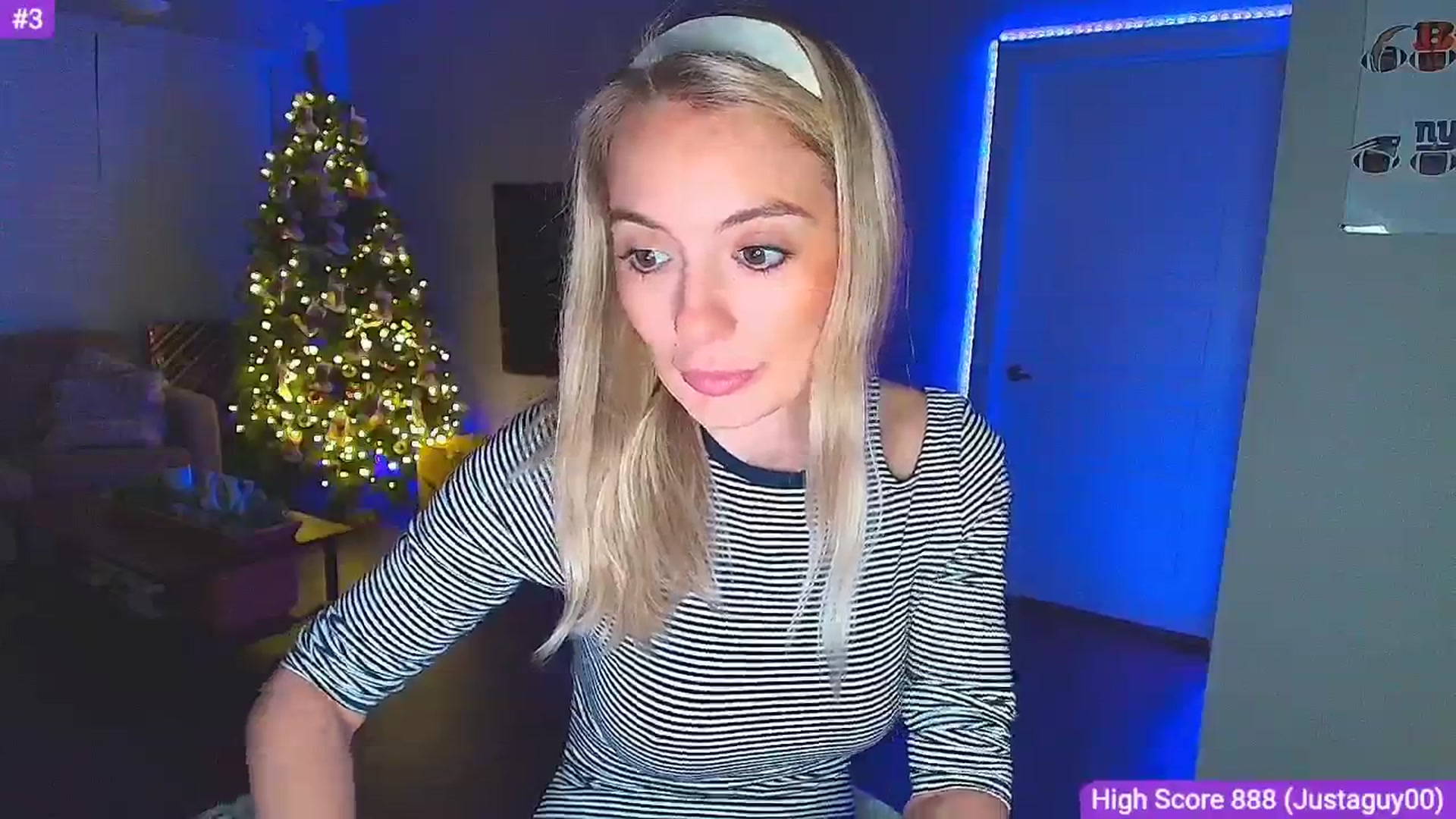 Gallery image thumbnail from Sammy_gray's myfreecams stream on, 12/22/2024, 06:06 image 5 of 20