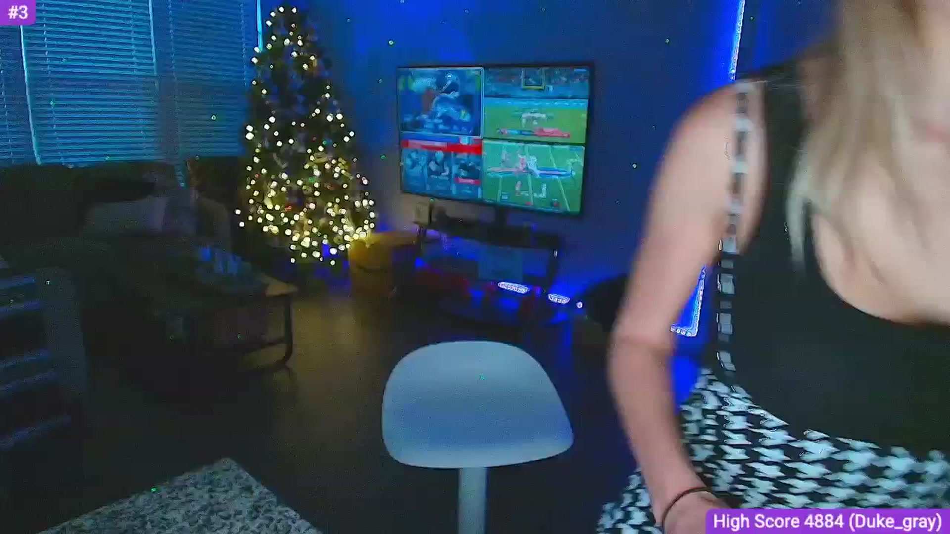 Gallery image thumbnail from Sammy_gray's myfreecams stream on, 12/23/2024, 24:01 image 18 of 20