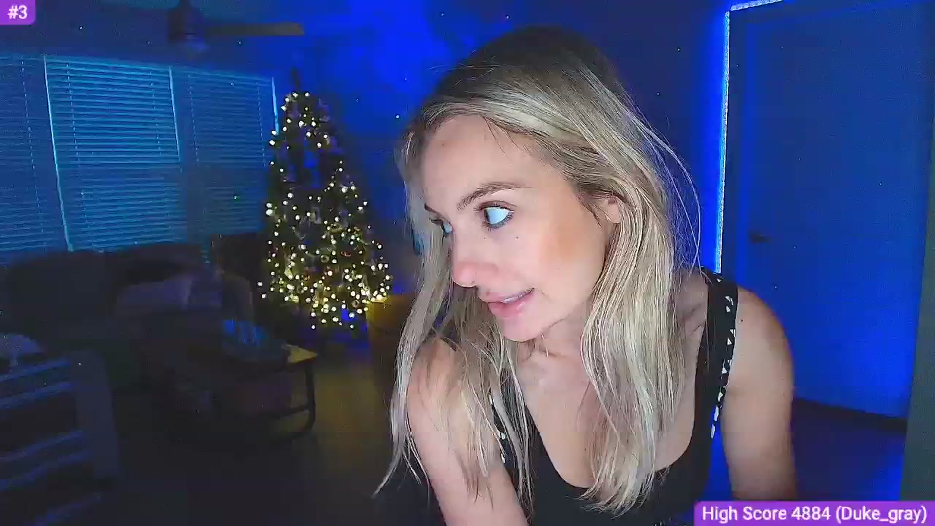 Gallery image thumbnail from Sammy_gray's myfreecams stream on, 12/23/2024, 24:43 image 4 of 20