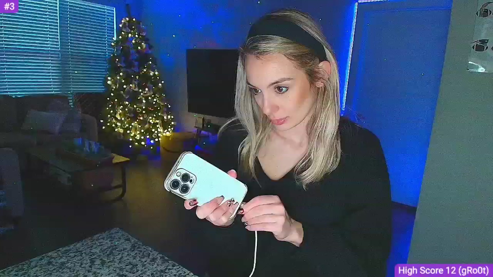 Gallery image thumbnail from Sammy_gray's myfreecams stream on, 12/24/2024, 02:51 image 1 of 20