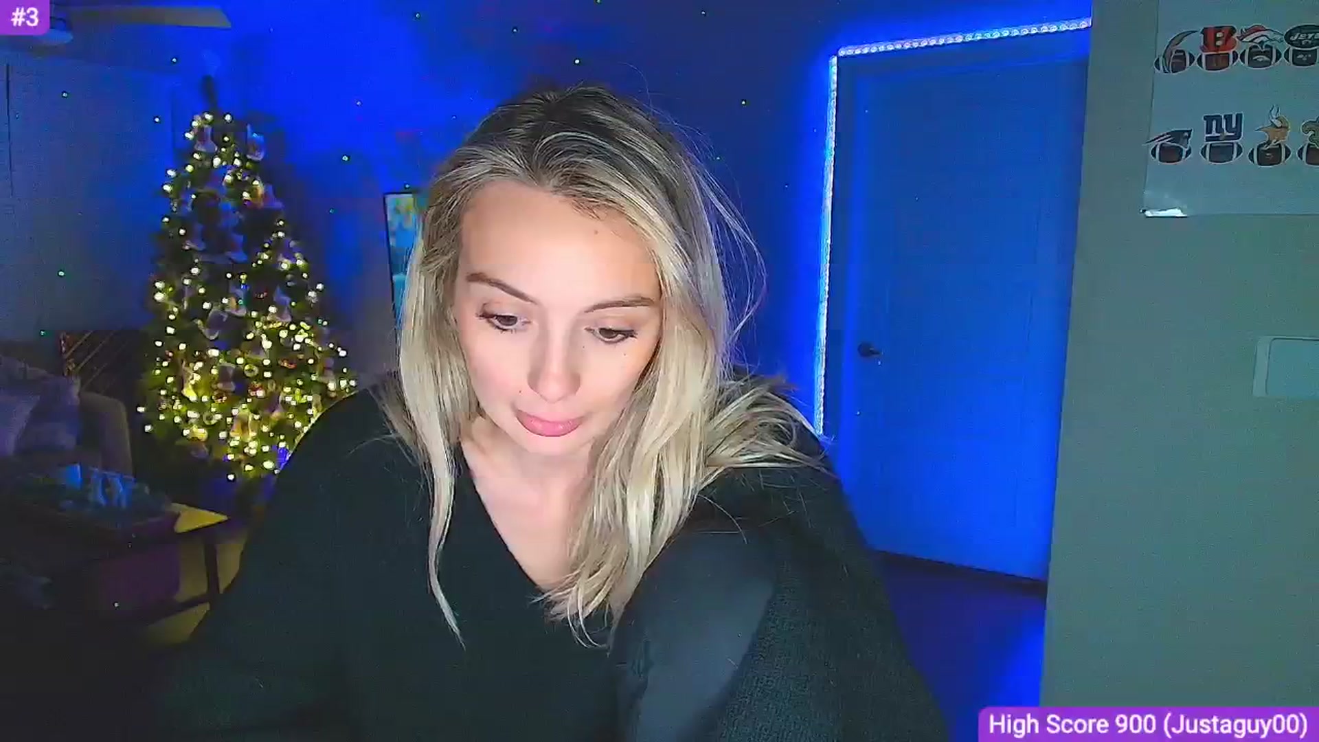 Gallery image thumbnail from Sammy_gray's myfreecams stream on, 12/24/2024, 02:51 image 18 of 20