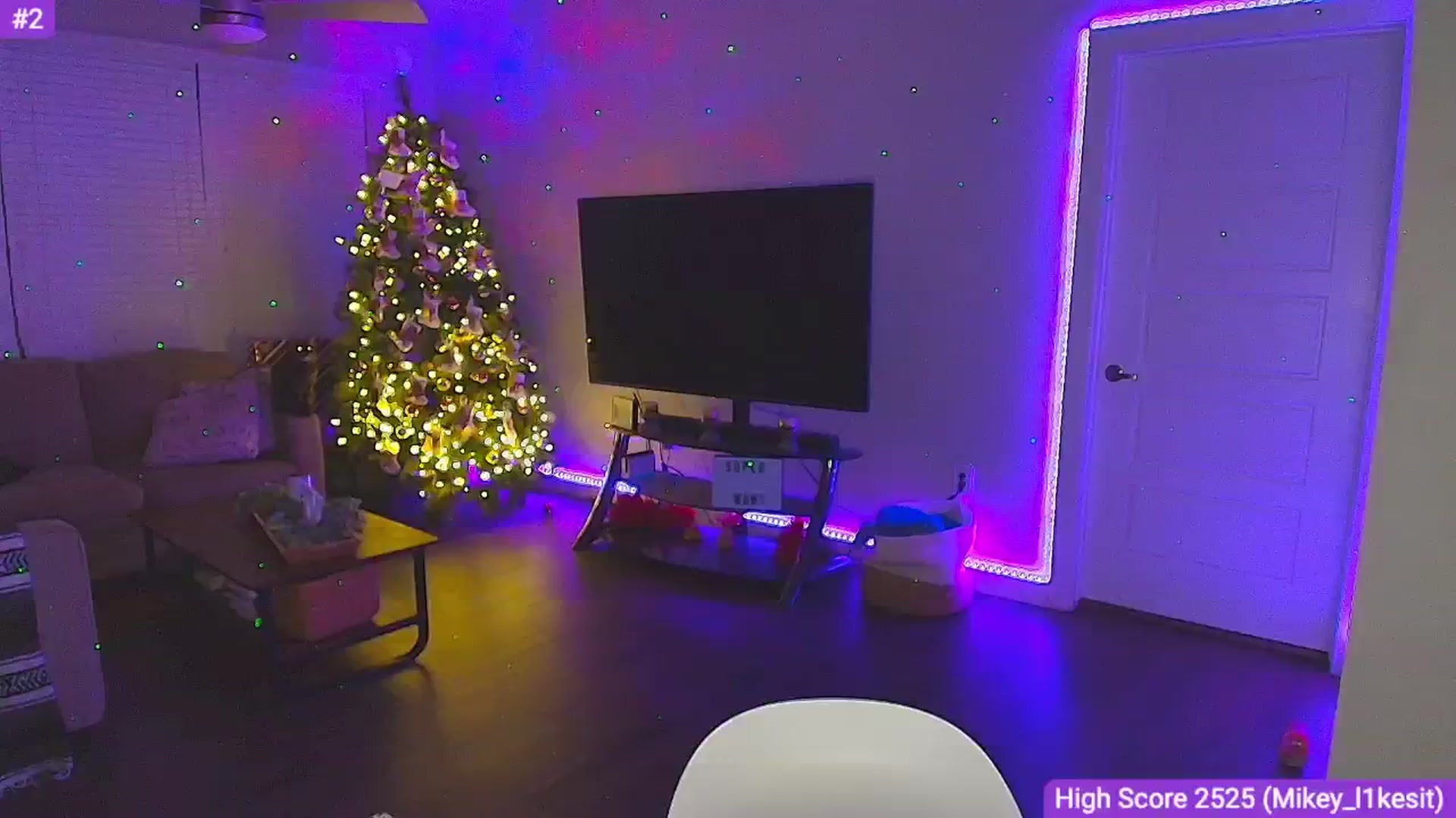 Gallery image thumbnail from Sammy_gray's myfreecams stream on, 12/27/2024, 09:14 image 17 of 20