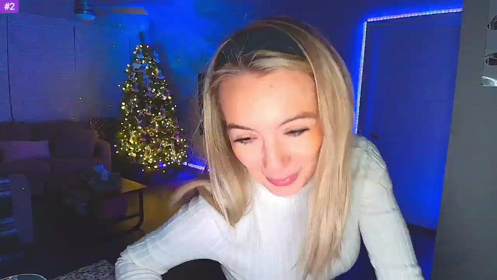 Gallery image thumbnail from Sammy_gray's myfreecams stream on, 12/29/2024, 02:24 image 10 of 20