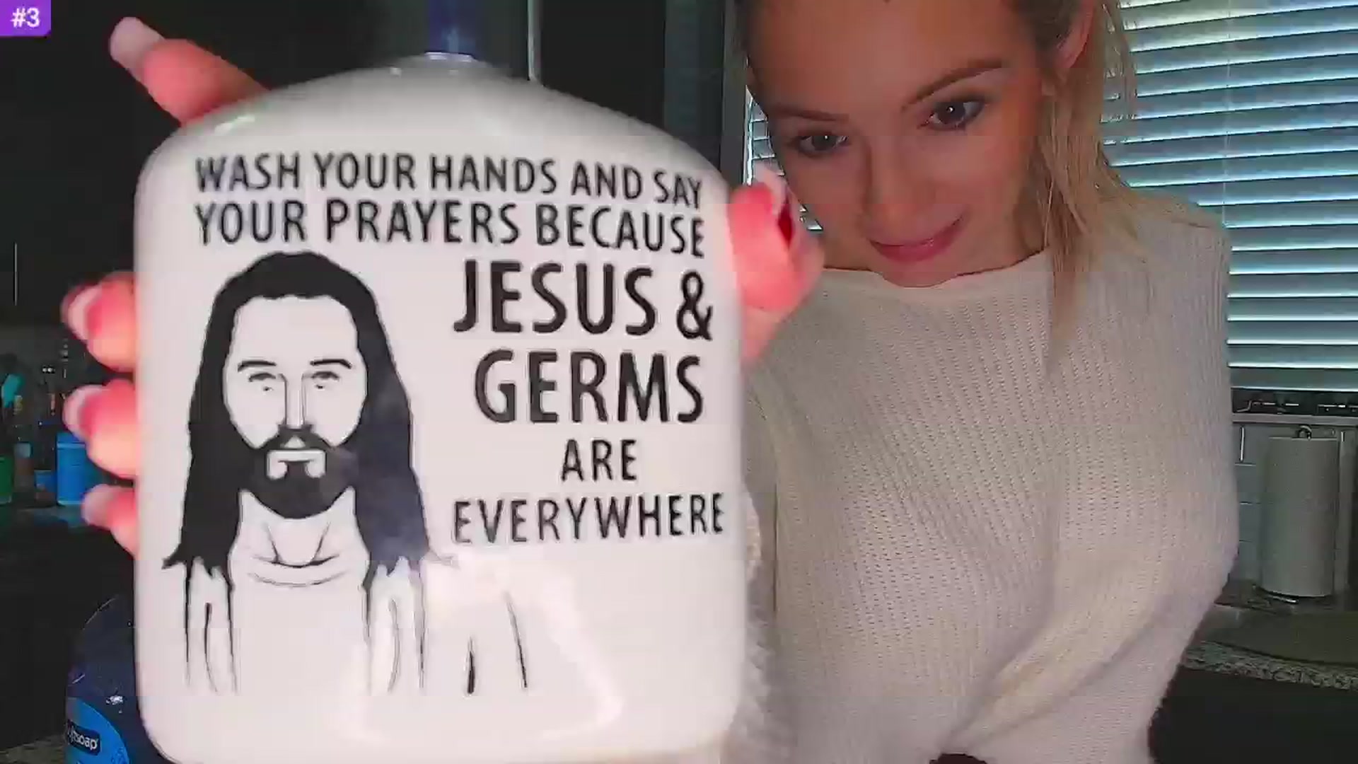 Gallery image thumbnail from Sammy_gray's myfreecams stream on, 12/30/2024, 04:35 image 4 of 20