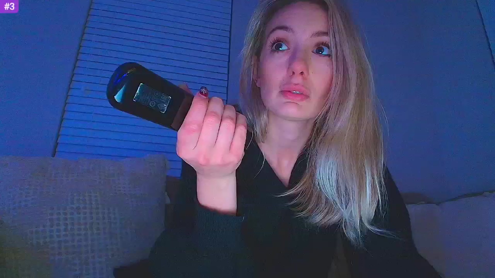Gallery image thumbnail from Sammy_gray's myfreecams stream on, 12/31/2024, 02:41 image 1 of 20