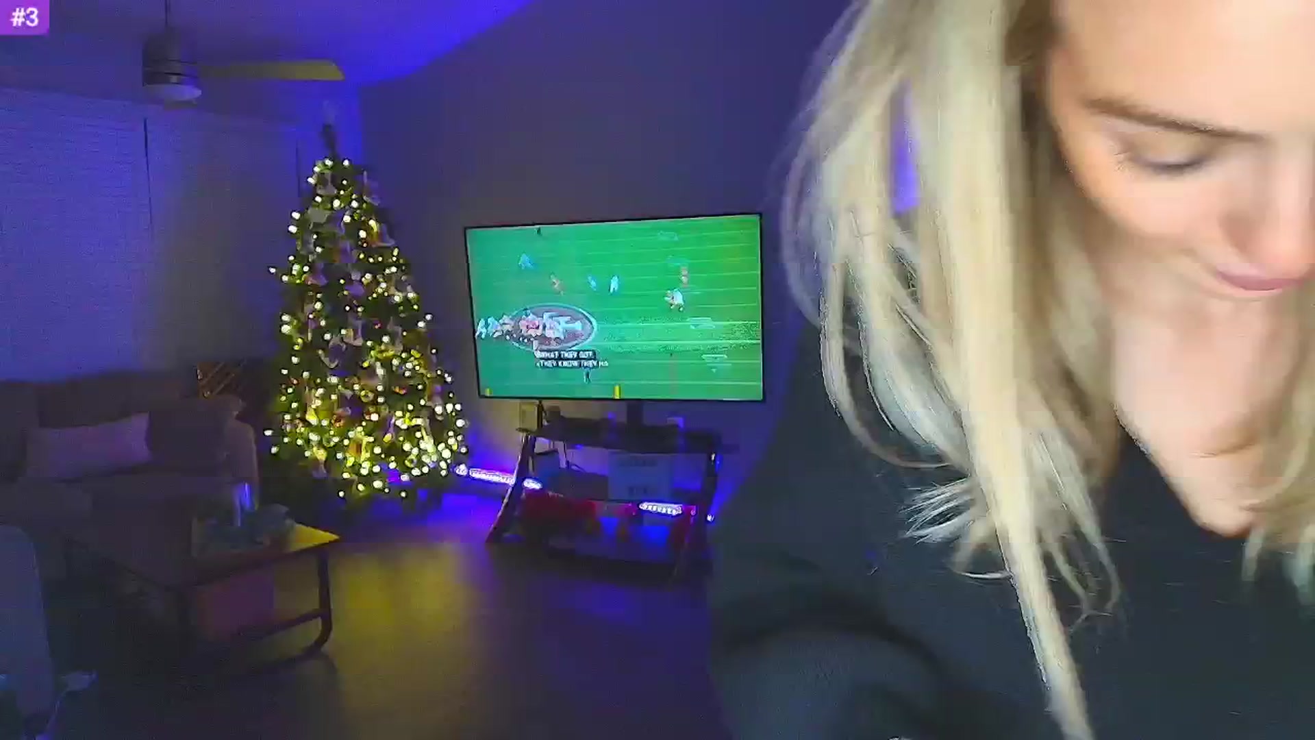 Gallery image thumbnail from Sammy_gray's myfreecams stream on, 12/31/2024, 02:41 image 9 of 20
