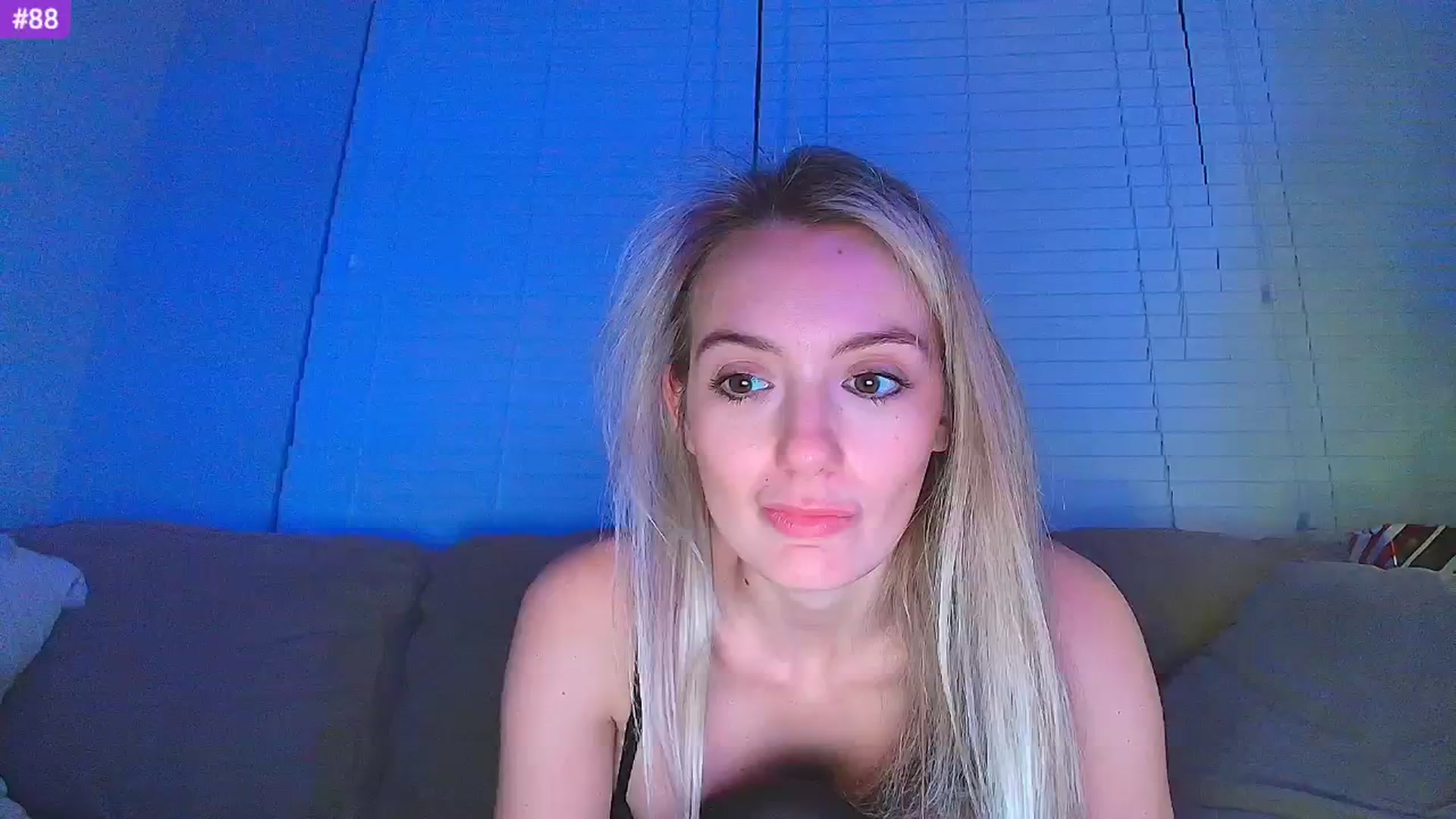 Gallery image thumbnail from Sammy_gray's myfreecams stream on, 01/01/2025, 10:18 image 18 of 20