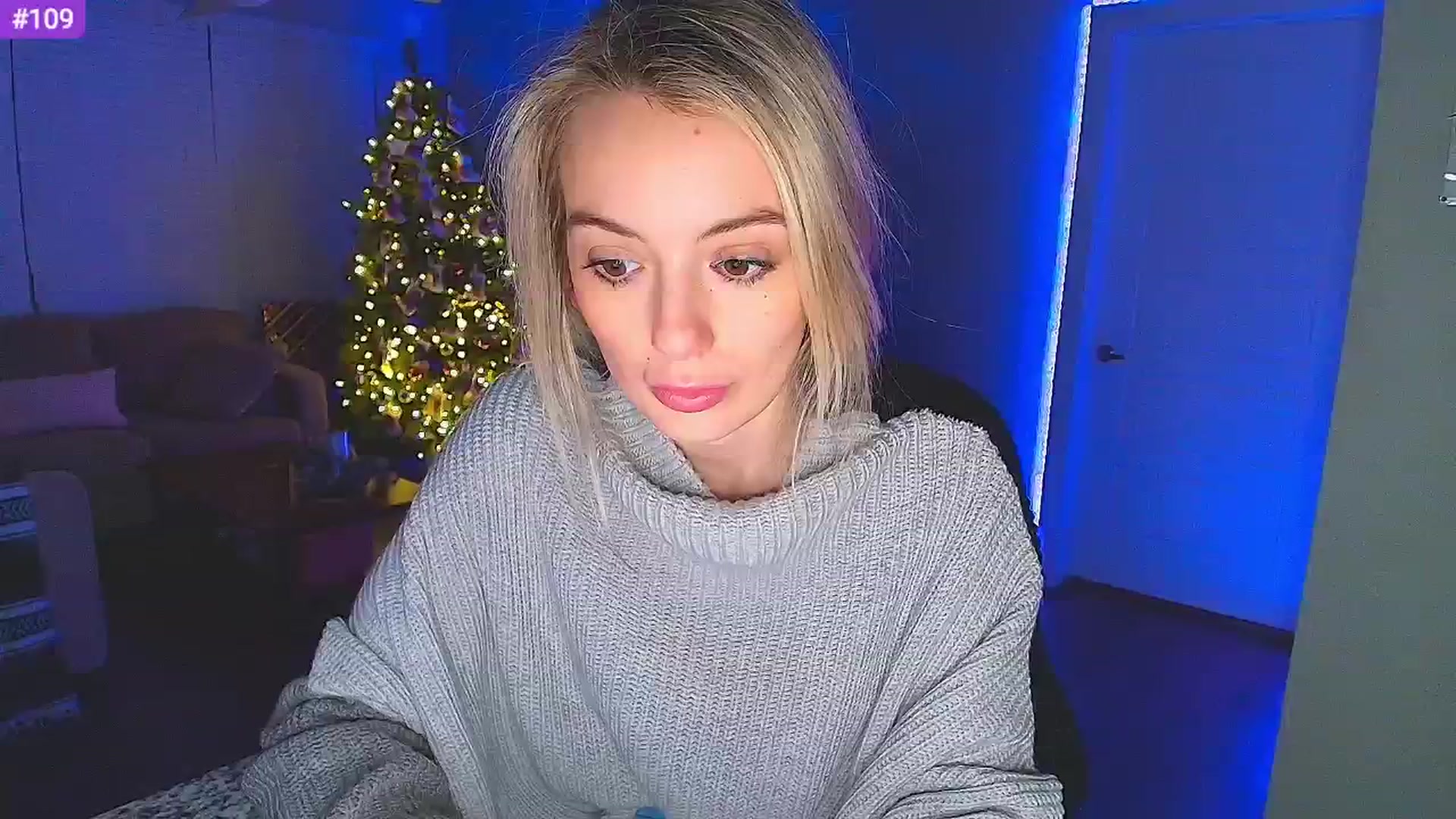 Gallery image thumbnail from Sammy_gray's myfreecams stream on, 01/02/2025, 07:10 image 14 of 20