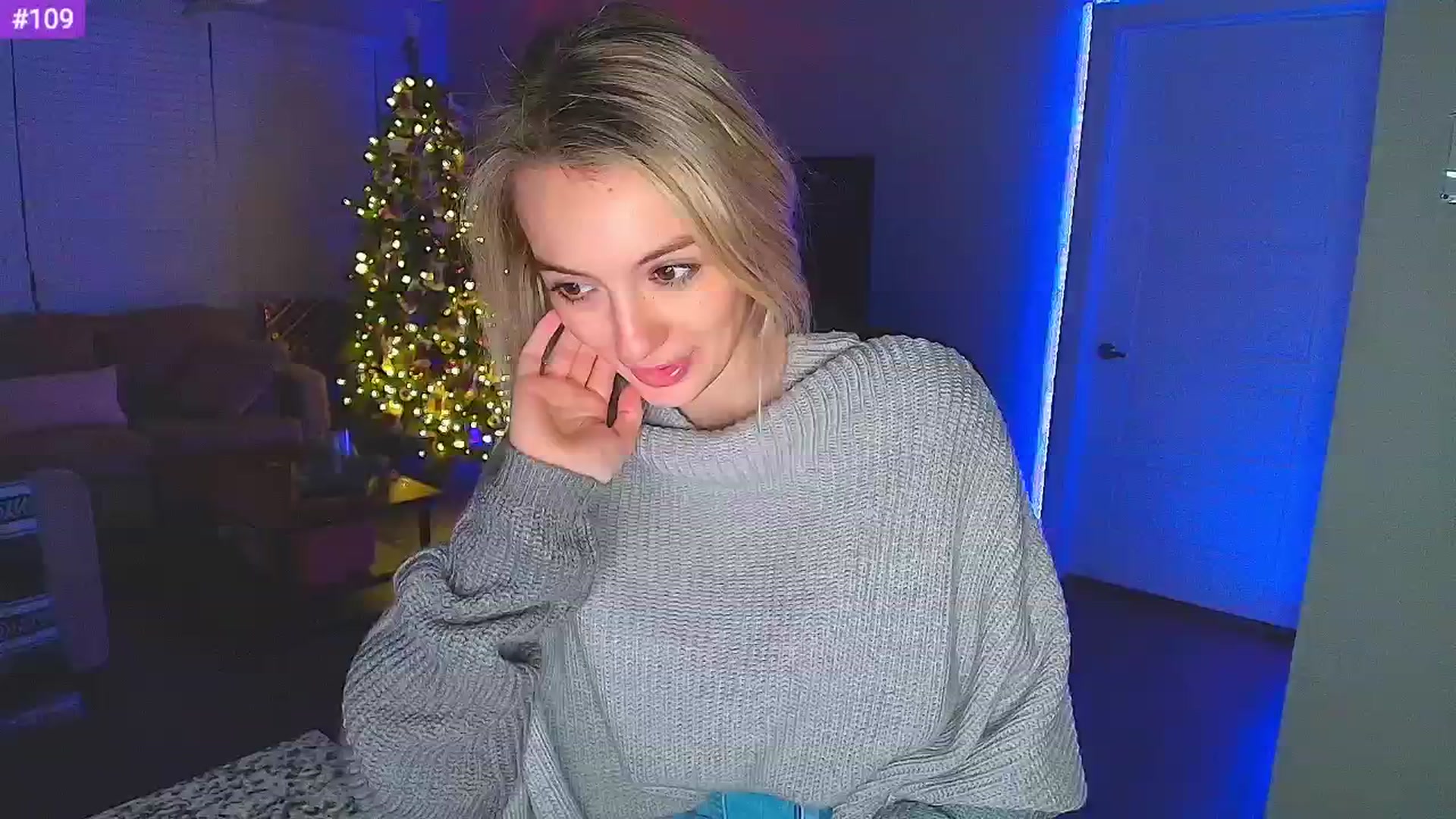 Gallery image thumbnail from Sammy_gray's myfreecams stream on, 01/02/2025, 07:10 image 7 of 20
