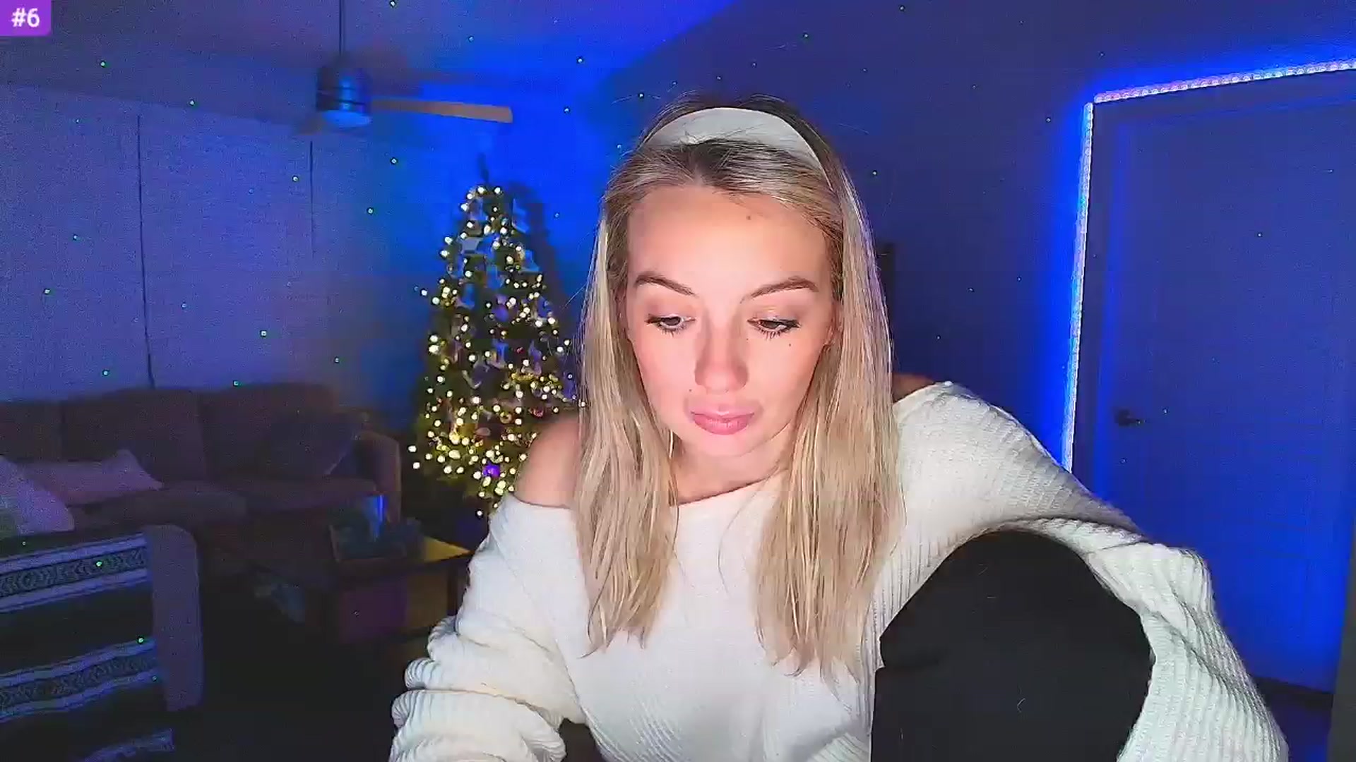 Gallery image thumbnail from Sammy_gray's myfreecams stream on, 01/07/2025, 01:16 image 17 of 20
