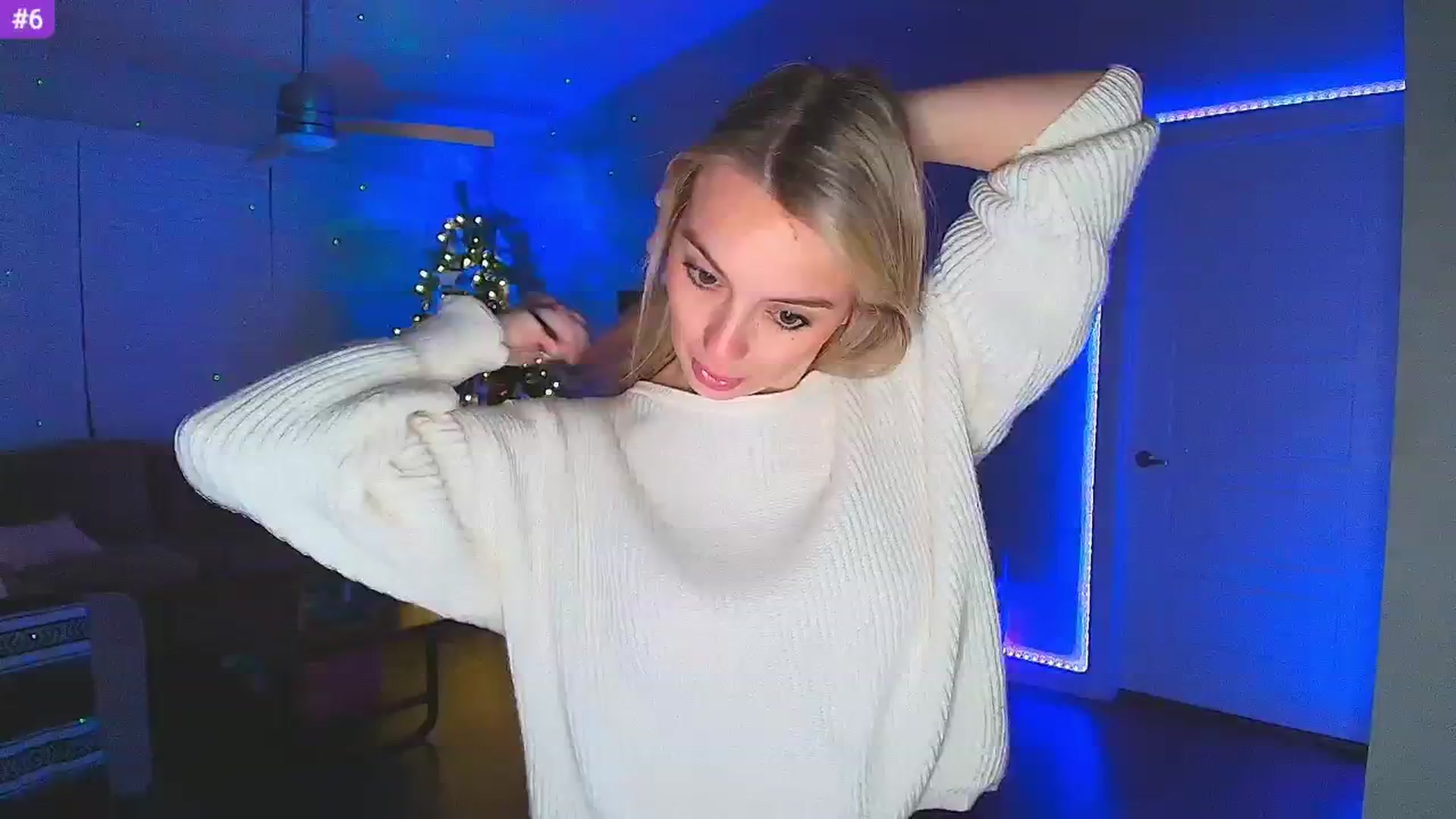 Gallery image thumbnail from Sammy_gray's myfreecams stream on, 01/07/2025, 03:18 image 4 of 20
