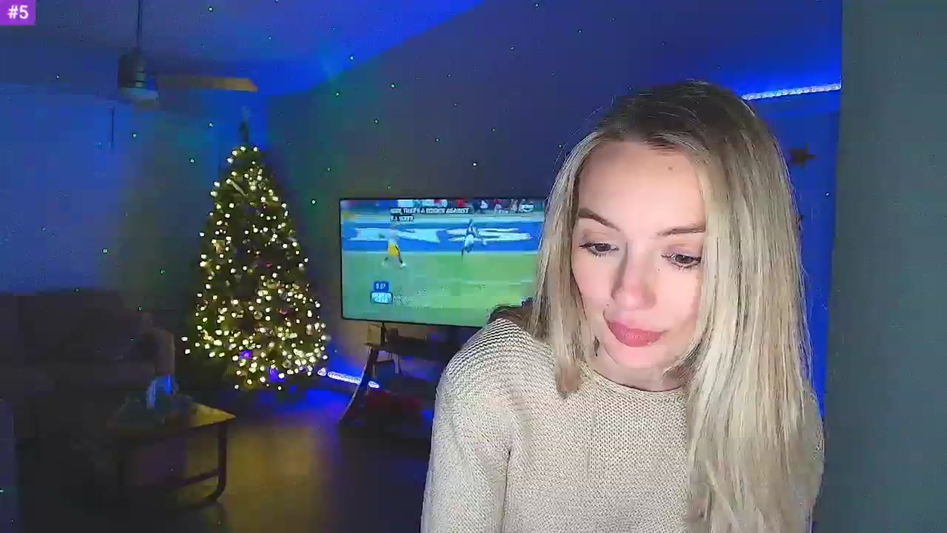 Gallery image thumbnail from Sammy_gray's myfreecams stream on, 01/12/2025, 04:15 image 12 of 20