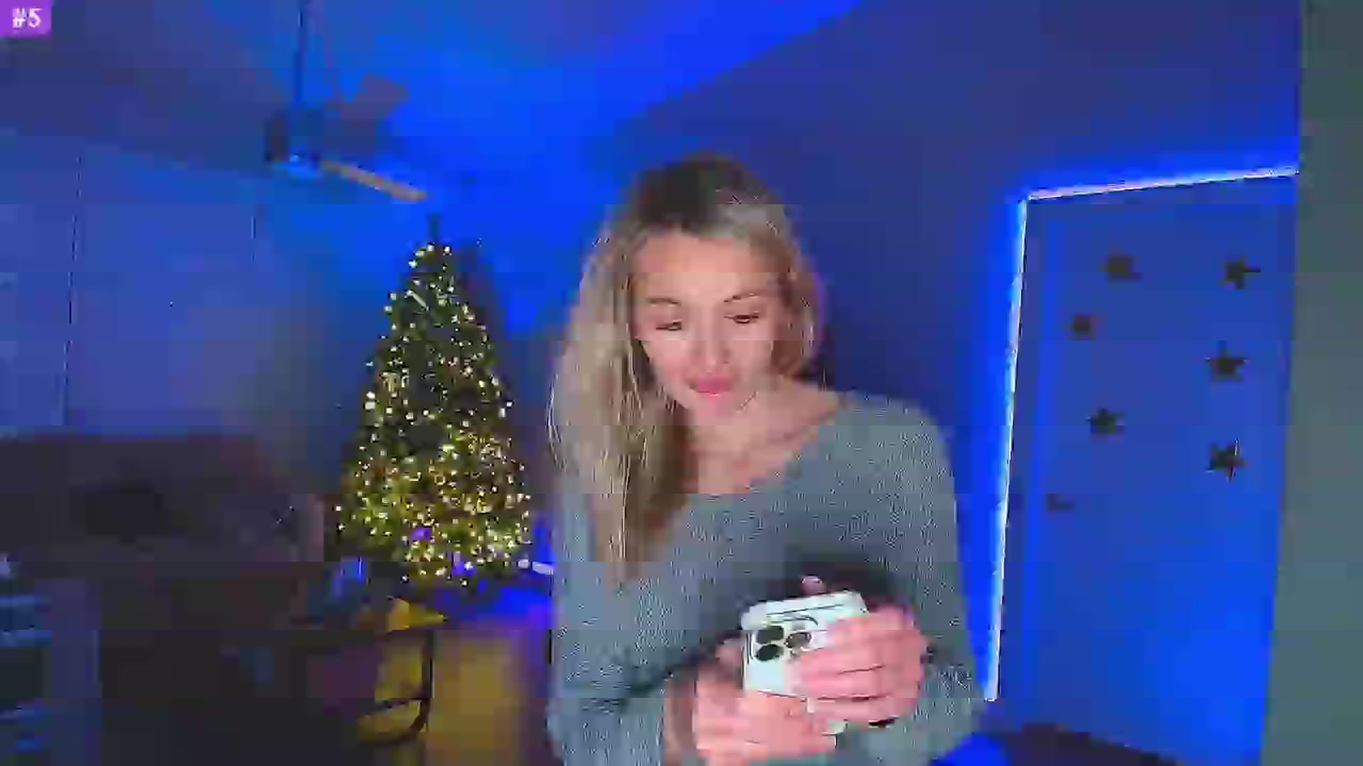 Gallery image thumbnail from Sammy_gray's myfreecams stream on, 01/15/2025, 01:42 image 14 of 20