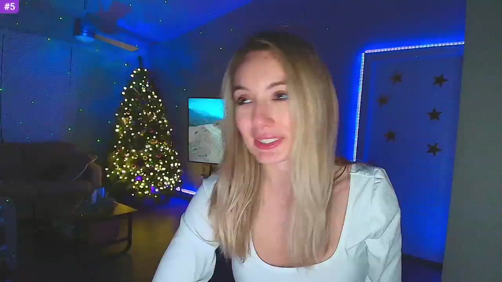 Gallery image thumbnail from Sammy_gray's myfreecams stream on, 01/19/2025, 04:32 image 2 of 20
