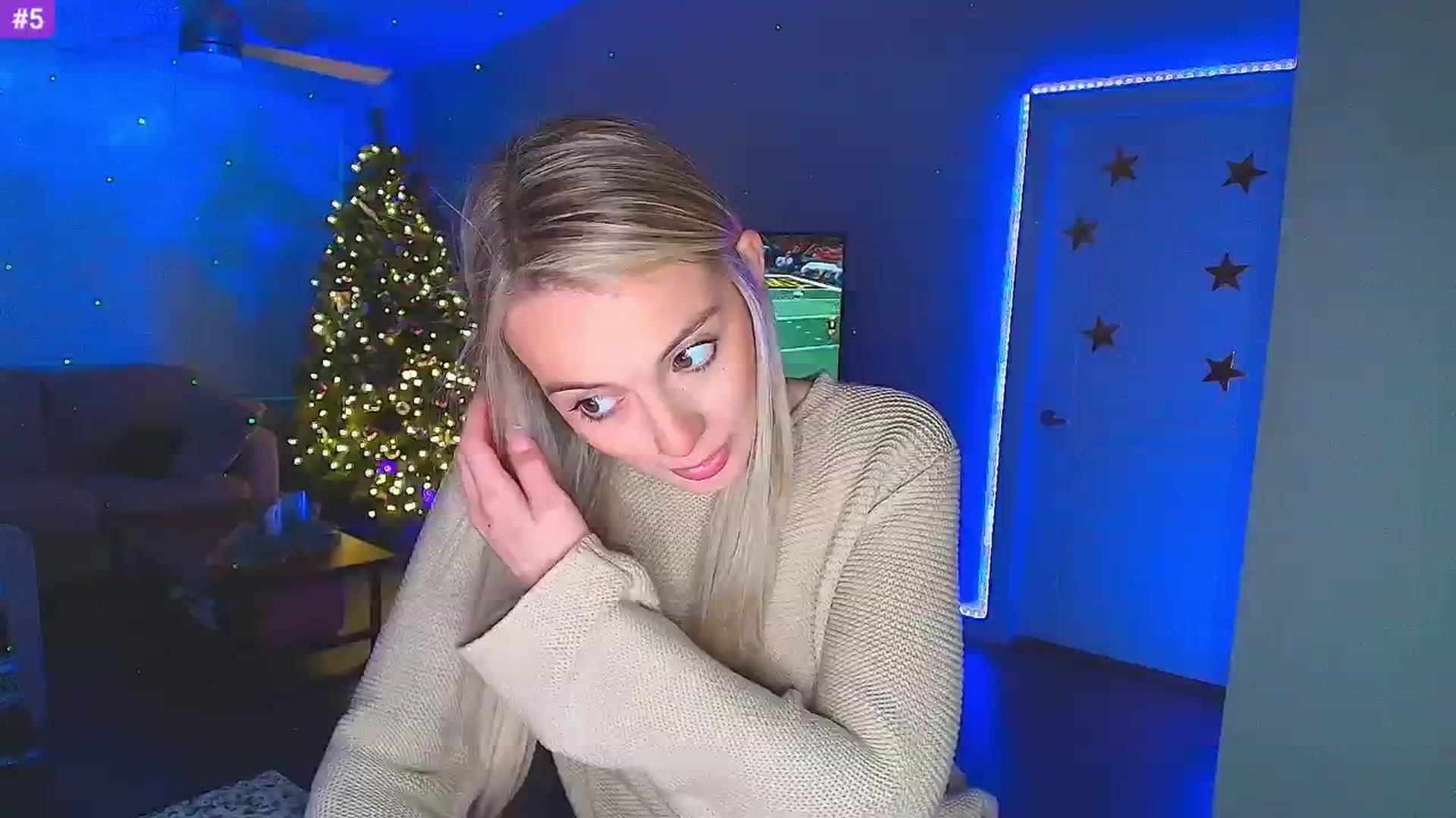 Gallery image thumbnail from Sammy_gray's myfreecams stream on, 01/21/2025, 01:10 image 13 of 20