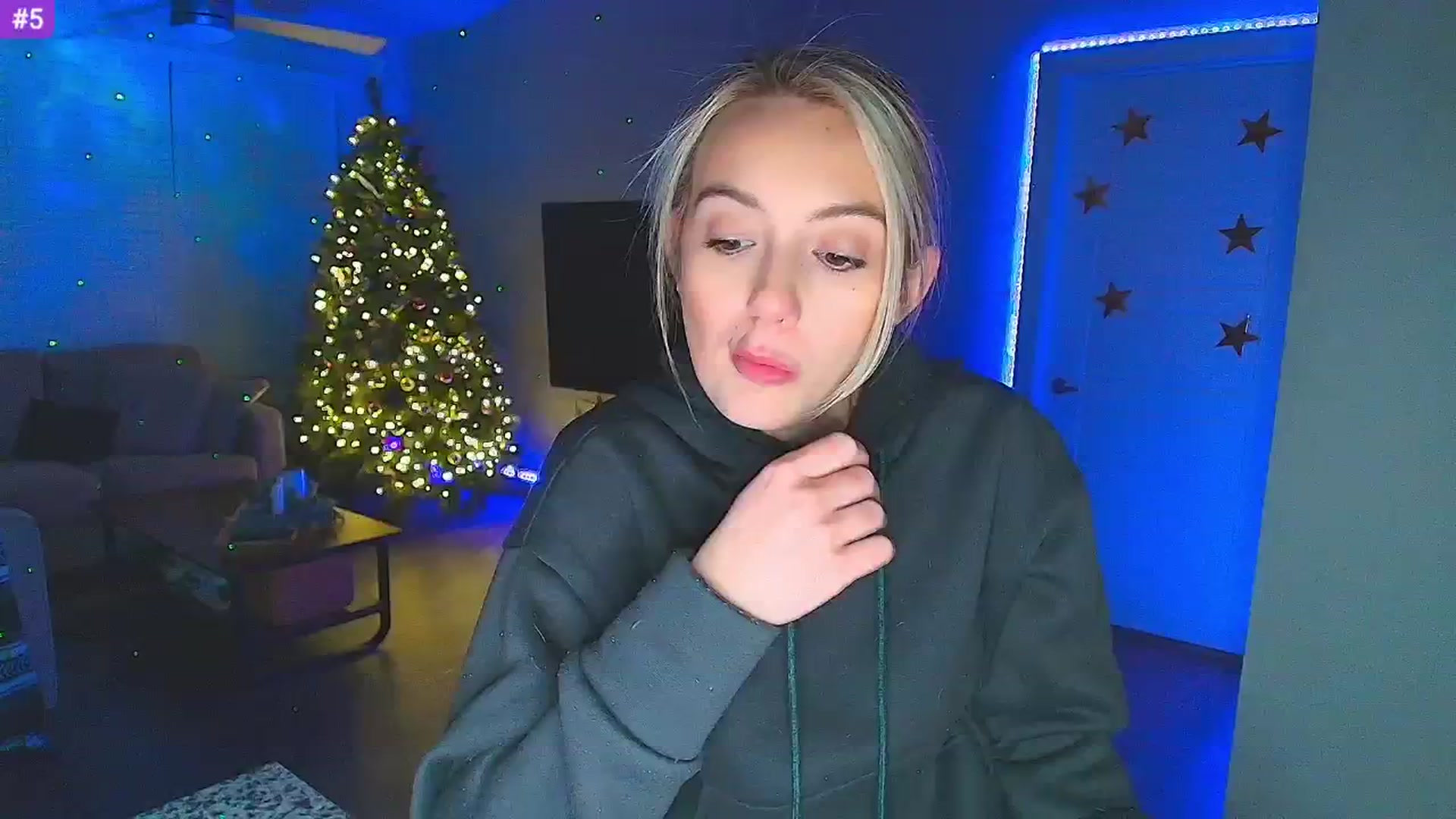 Gallery image thumbnail from Sammy_gray's myfreecams stream on, 01/22/2025, 07:41 image 4 of 20