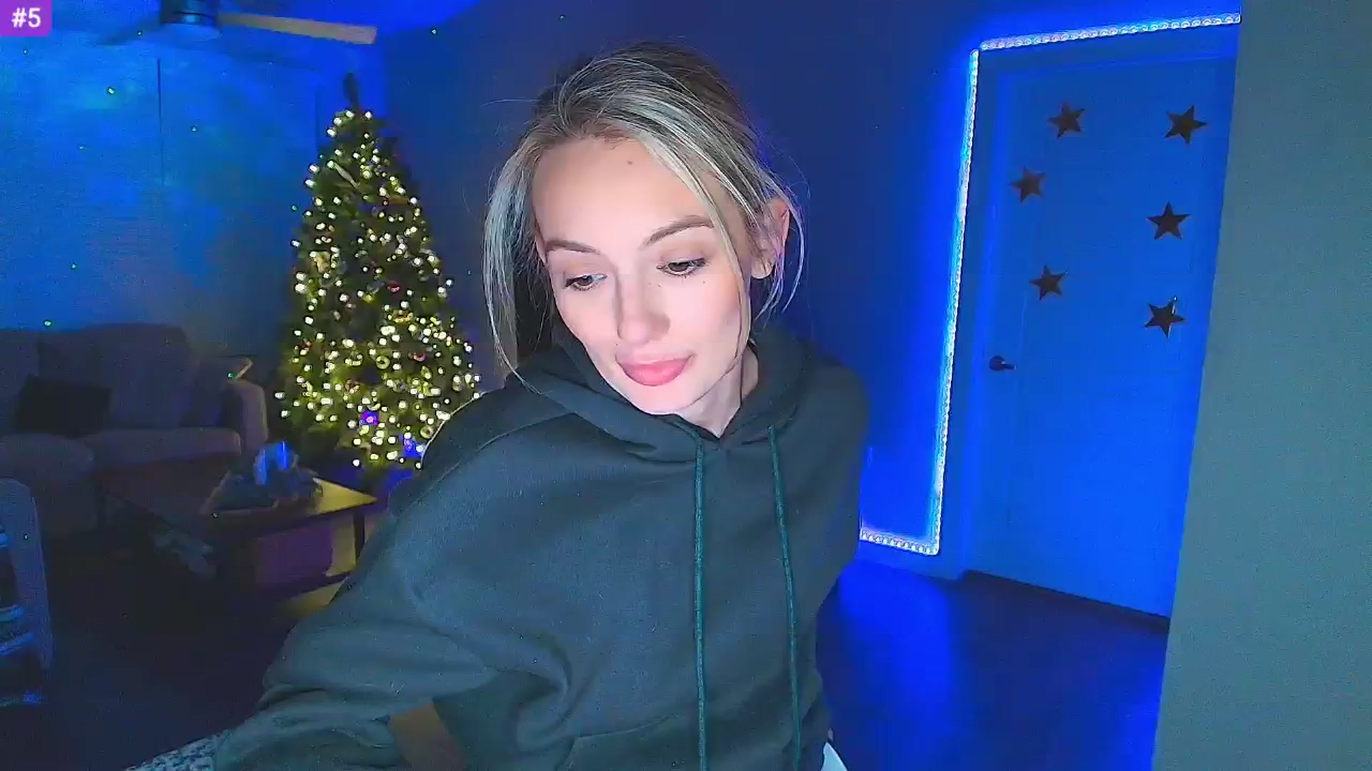 Gallery image thumbnail from Sammy_gray's myfreecams stream on, 01/22/2025, 07:41 image 7 of 20